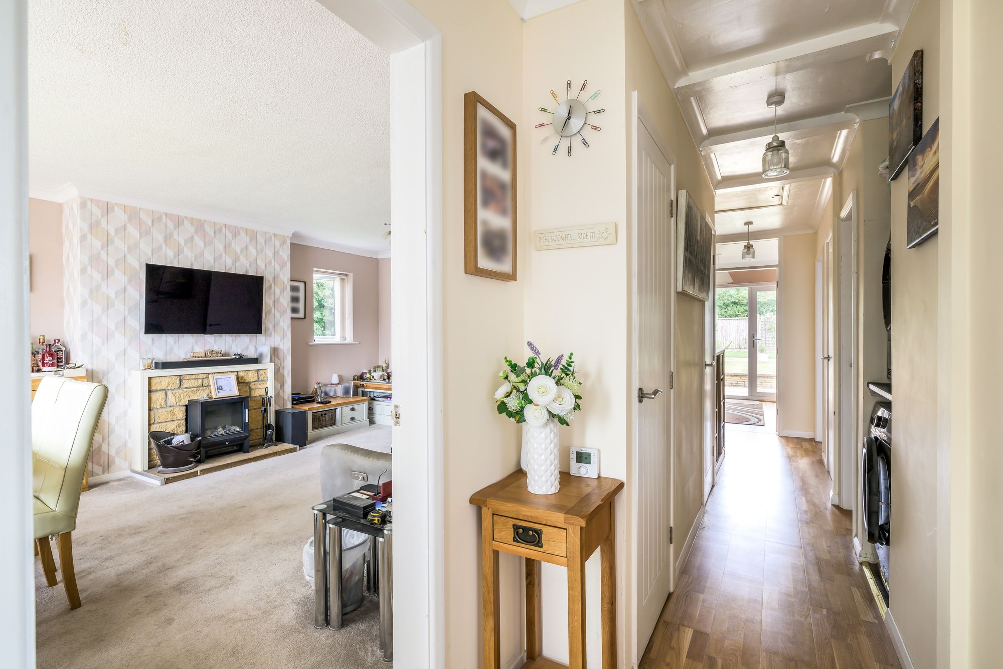 3 bed detached bungalow for sale in Thornhill, Banbury  - Property Image 8