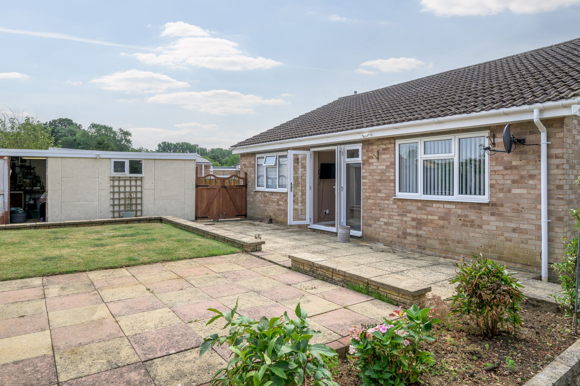 3 bed detached bungalow for sale in Thornhill, Banbury  - Property Image 18