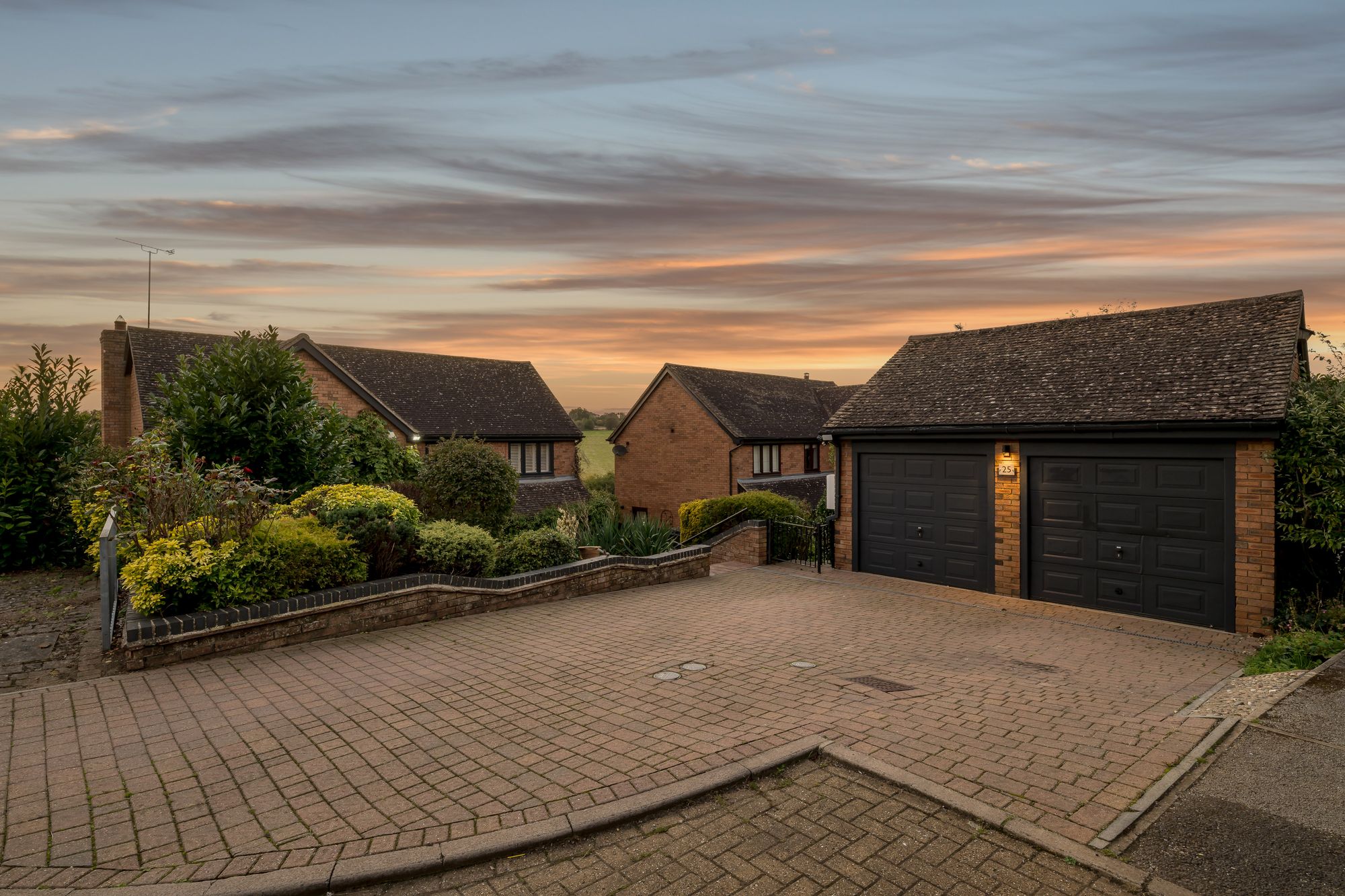 4 bed detached house for sale in Tenlands, Banbury  - Property Image 37