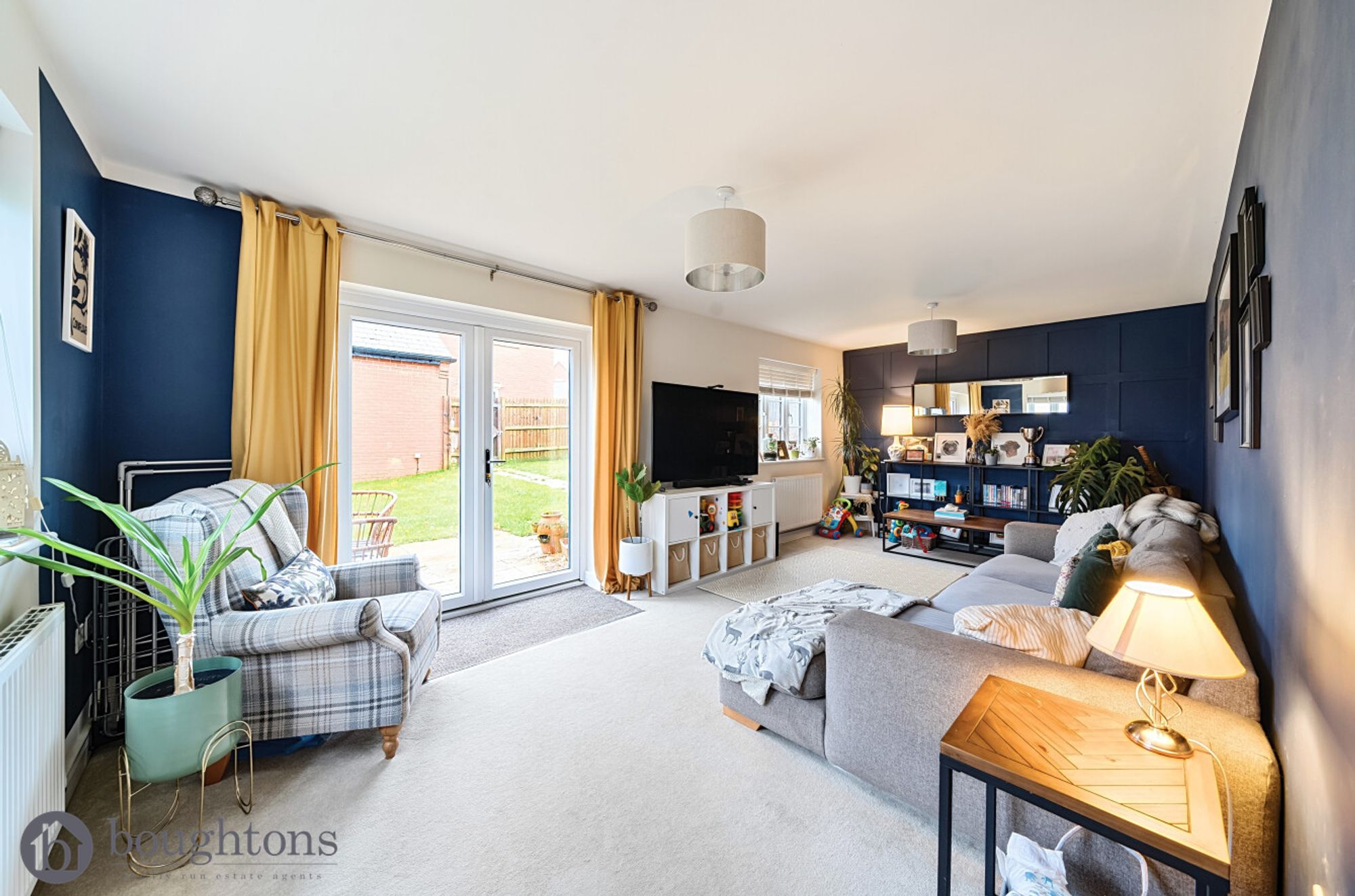 4 bed detached house for sale in Northampton Road, Brackley  - Property Image 3