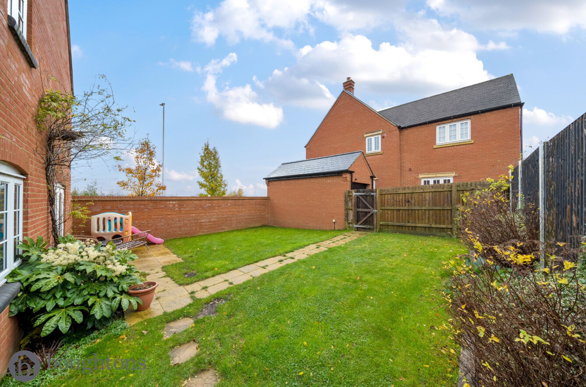 4 bed detached house for sale in Northampton Road, Brackley  - Property Image 19