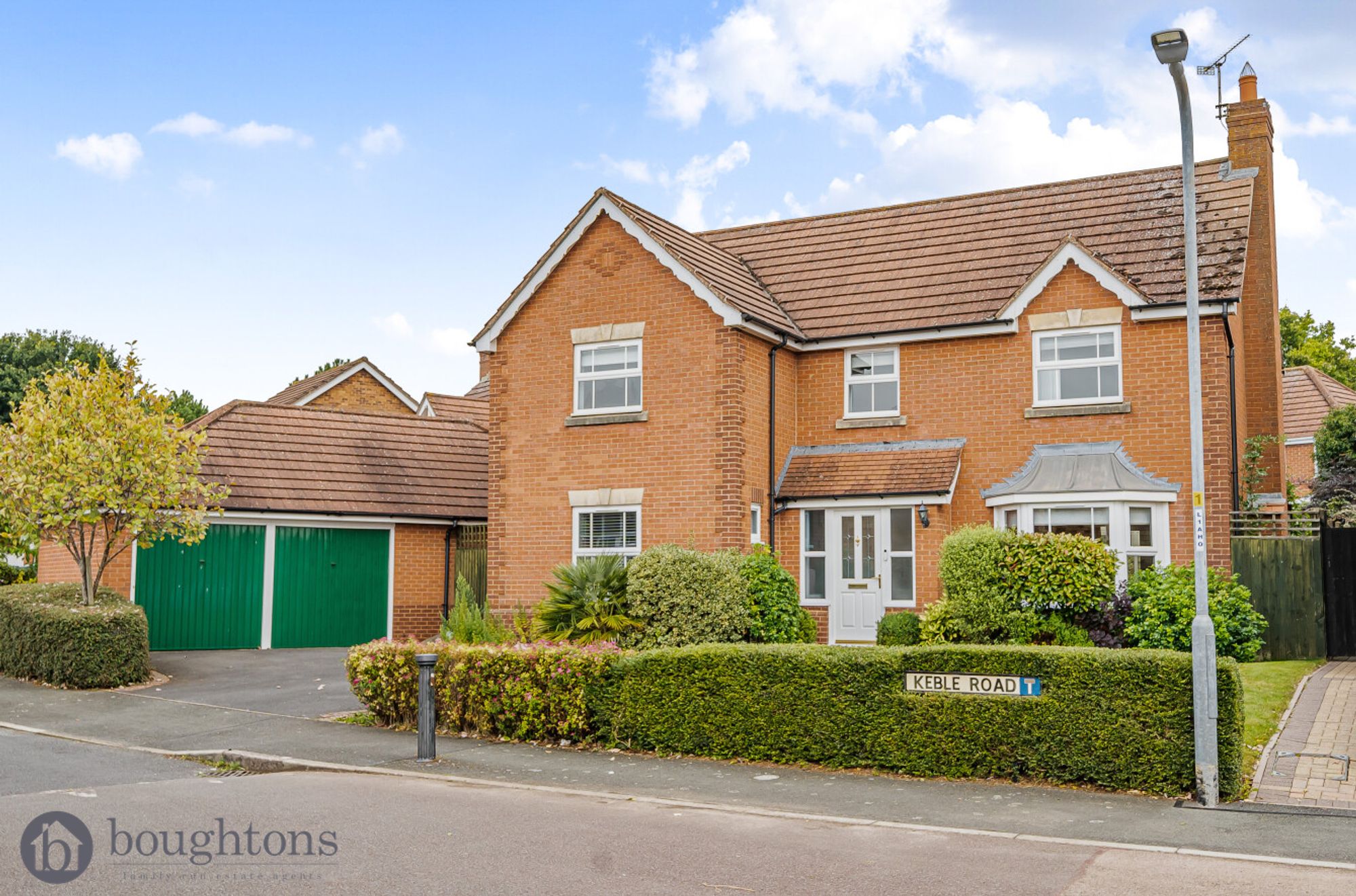 4 bed detached house for sale in Keble Road, Brackley  - Property Image 1