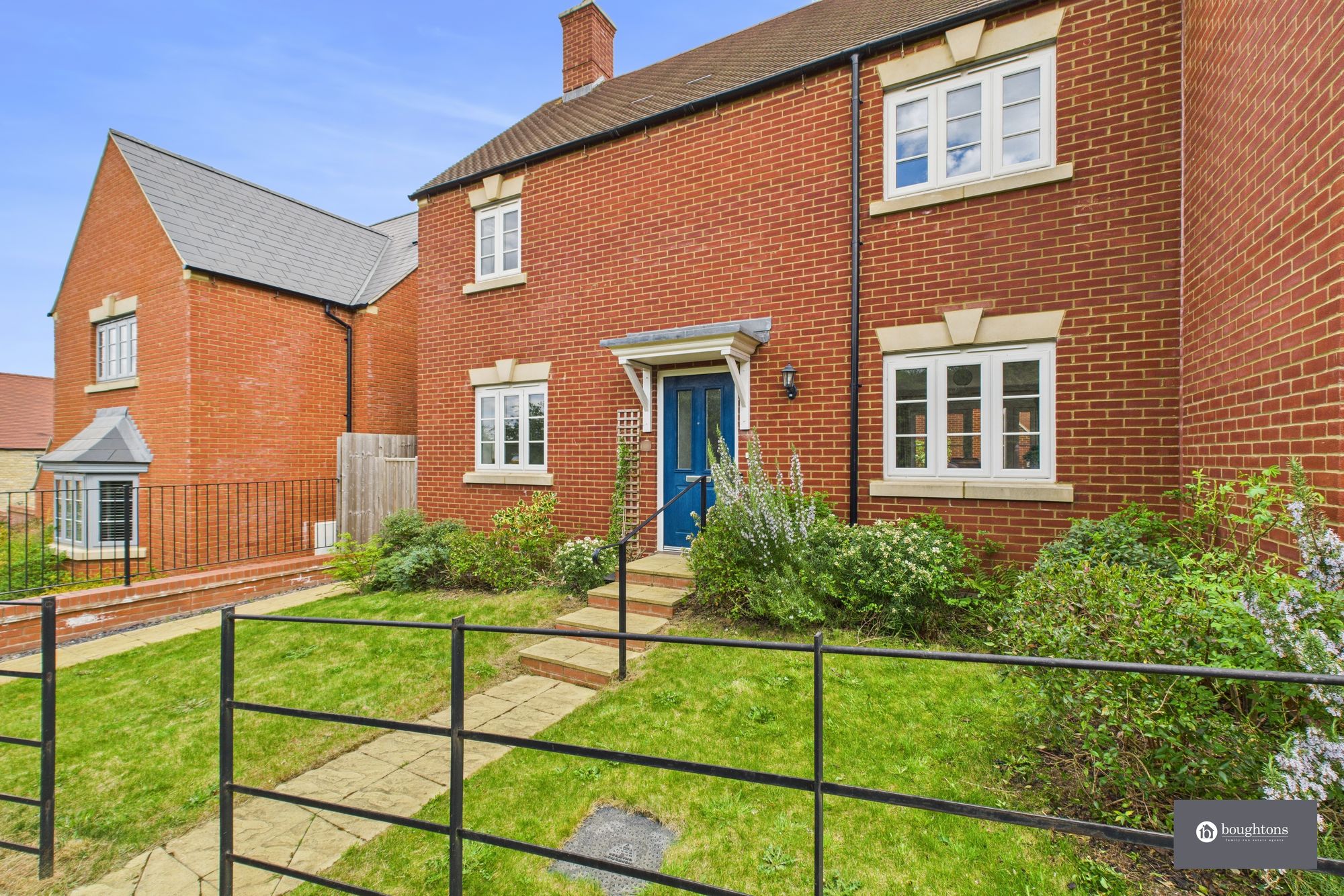 3 bed semi-detached house for sale in Marne Way, Brackley 22