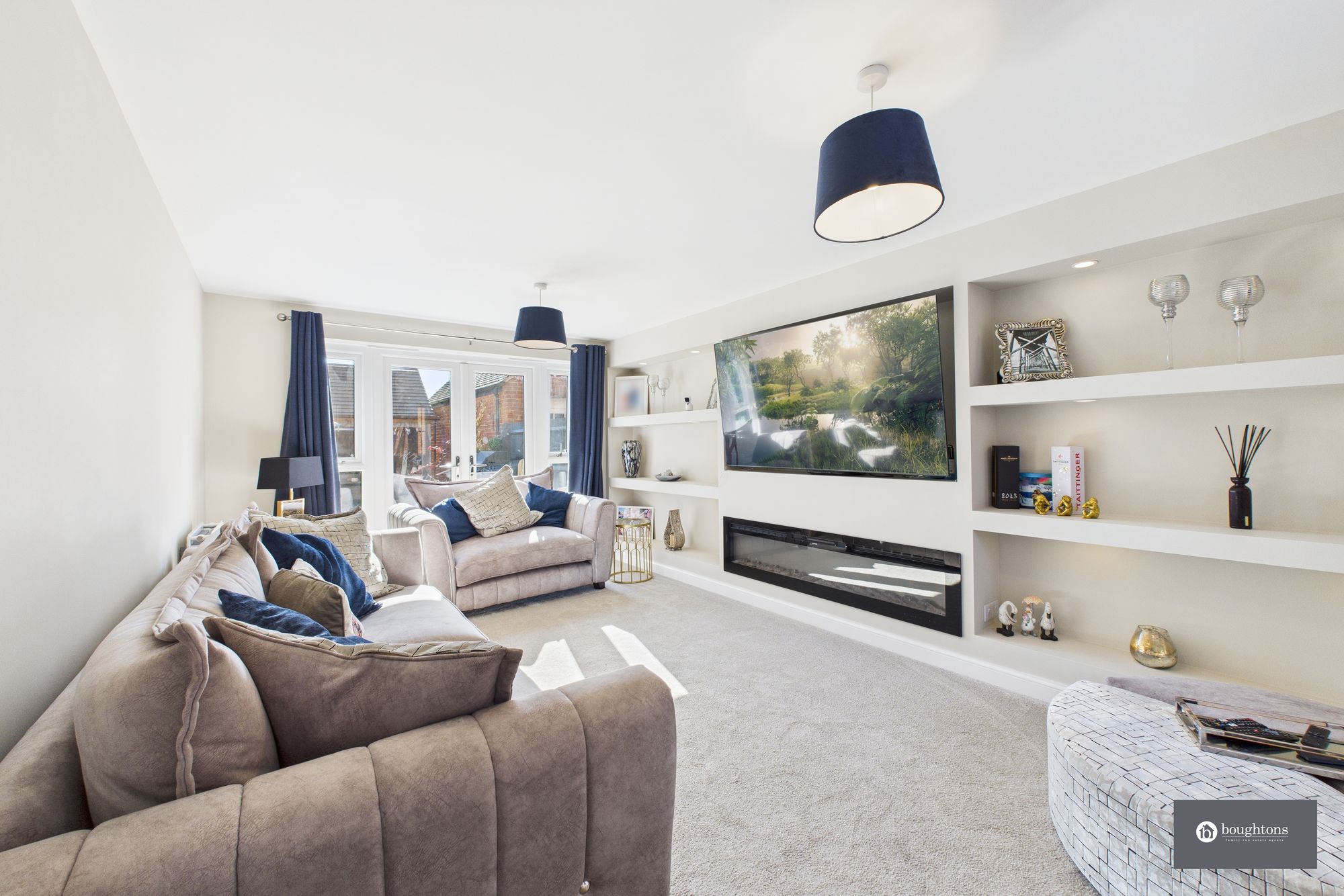 4 bed detached house for sale in Desdemona Way, Brackley  - Property Image 3