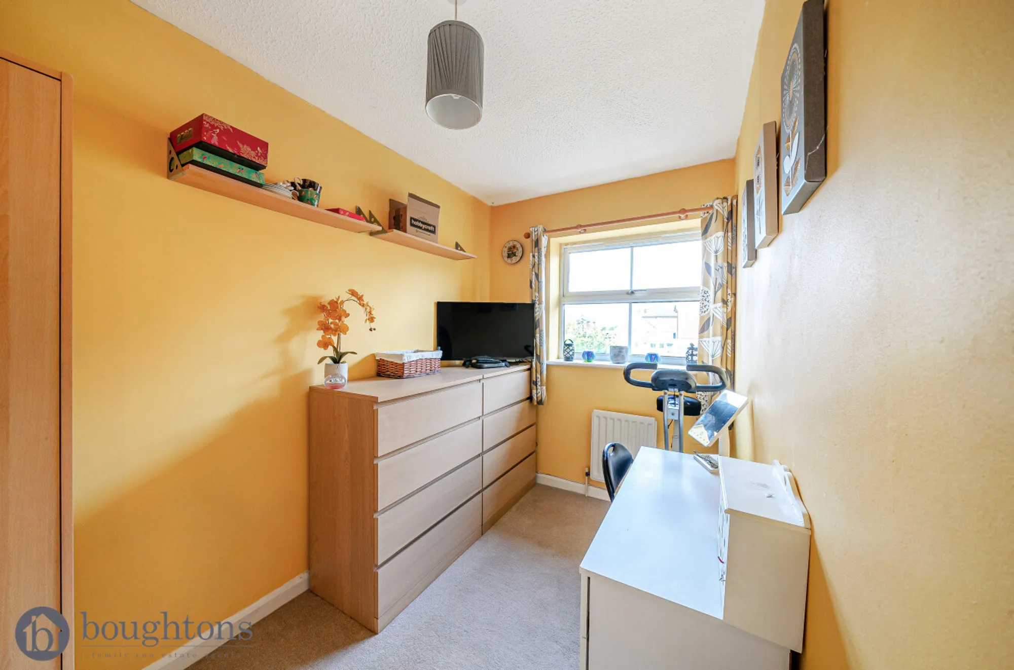 3 bed end of terrace house for sale in Sandringham Close, Brackley  - Property Image 18