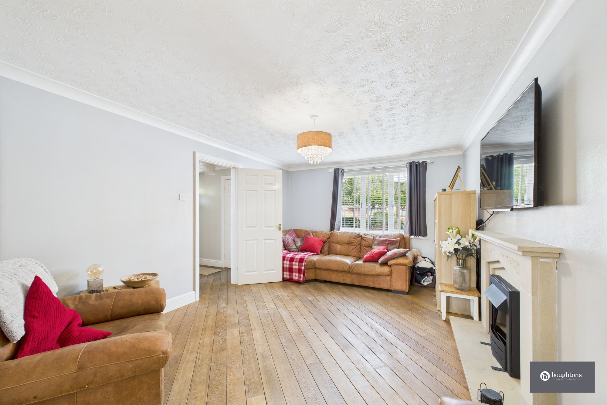 6 bed detached house for sale in Beech Drive, Brackley  - Property Image 2