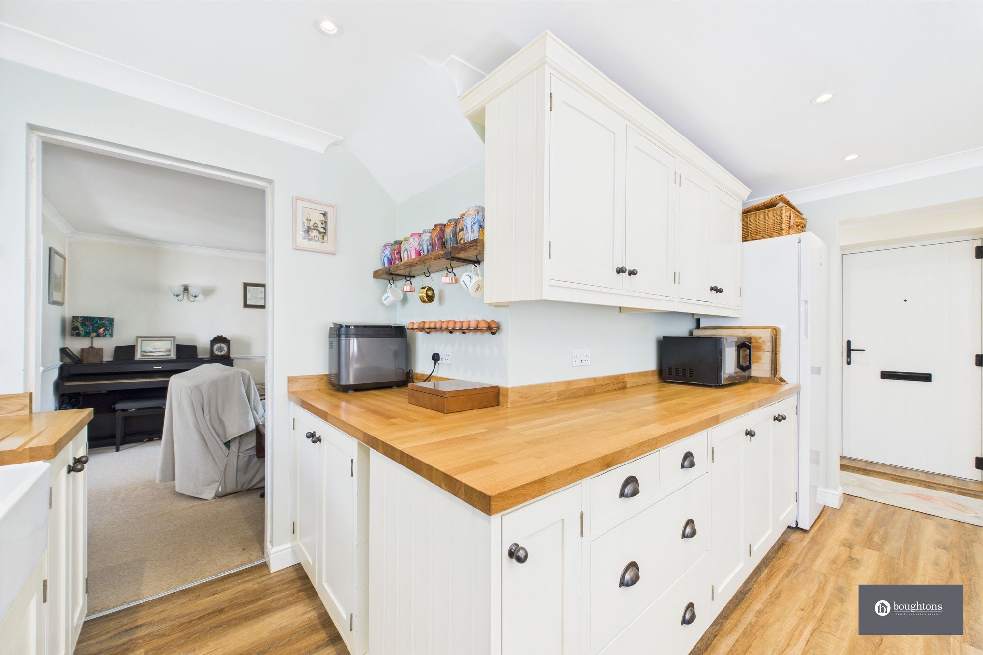 4 bed end of terrace house for sale in The Glebe, Banbury  - Property Image 6