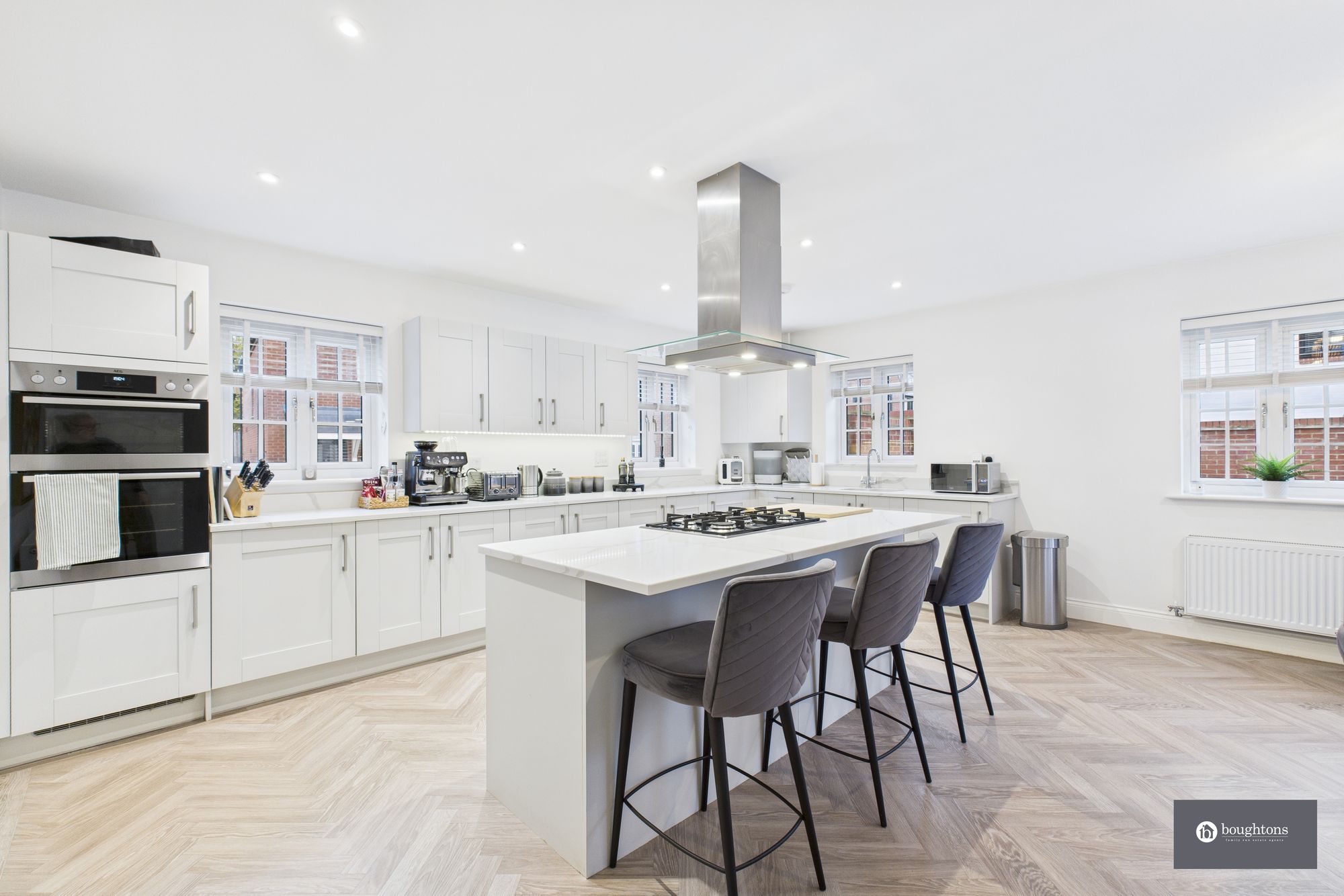 4 bed detached house for sale in Field View, Brackley 4