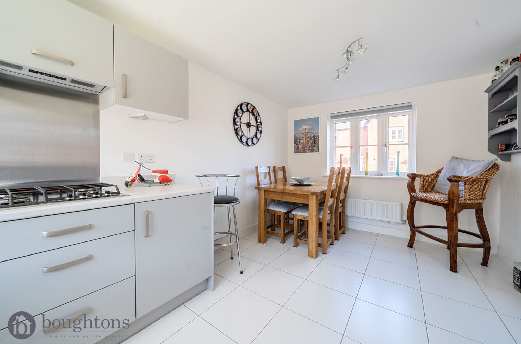 3 bed semi-detached house for sale in Marne Way, Brackley  - Property Image 7