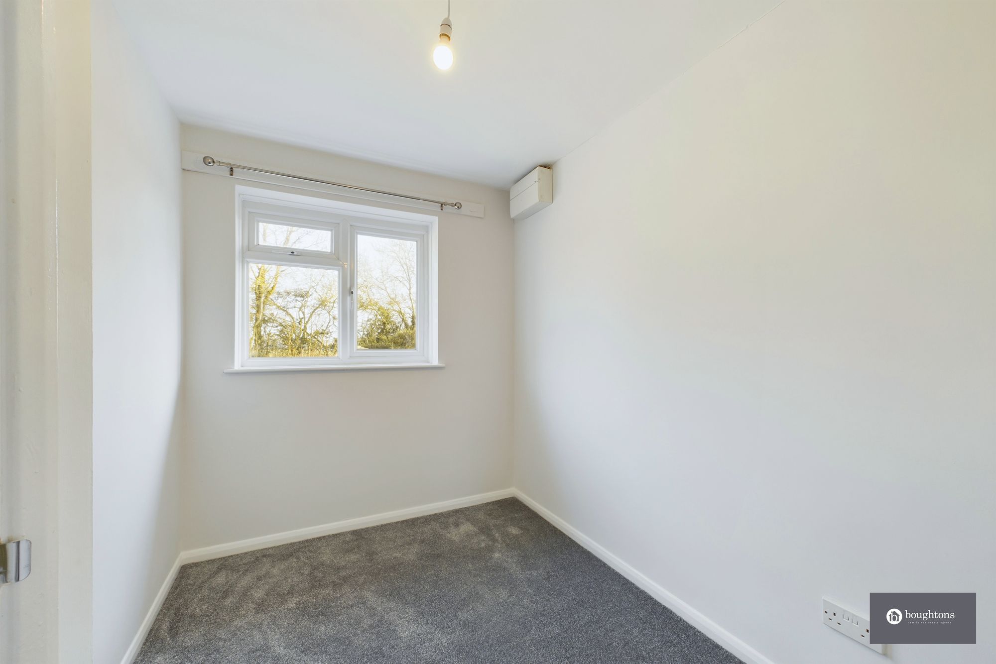 4 bed detached bungalow for sale in Brackley Road, Brackley 15