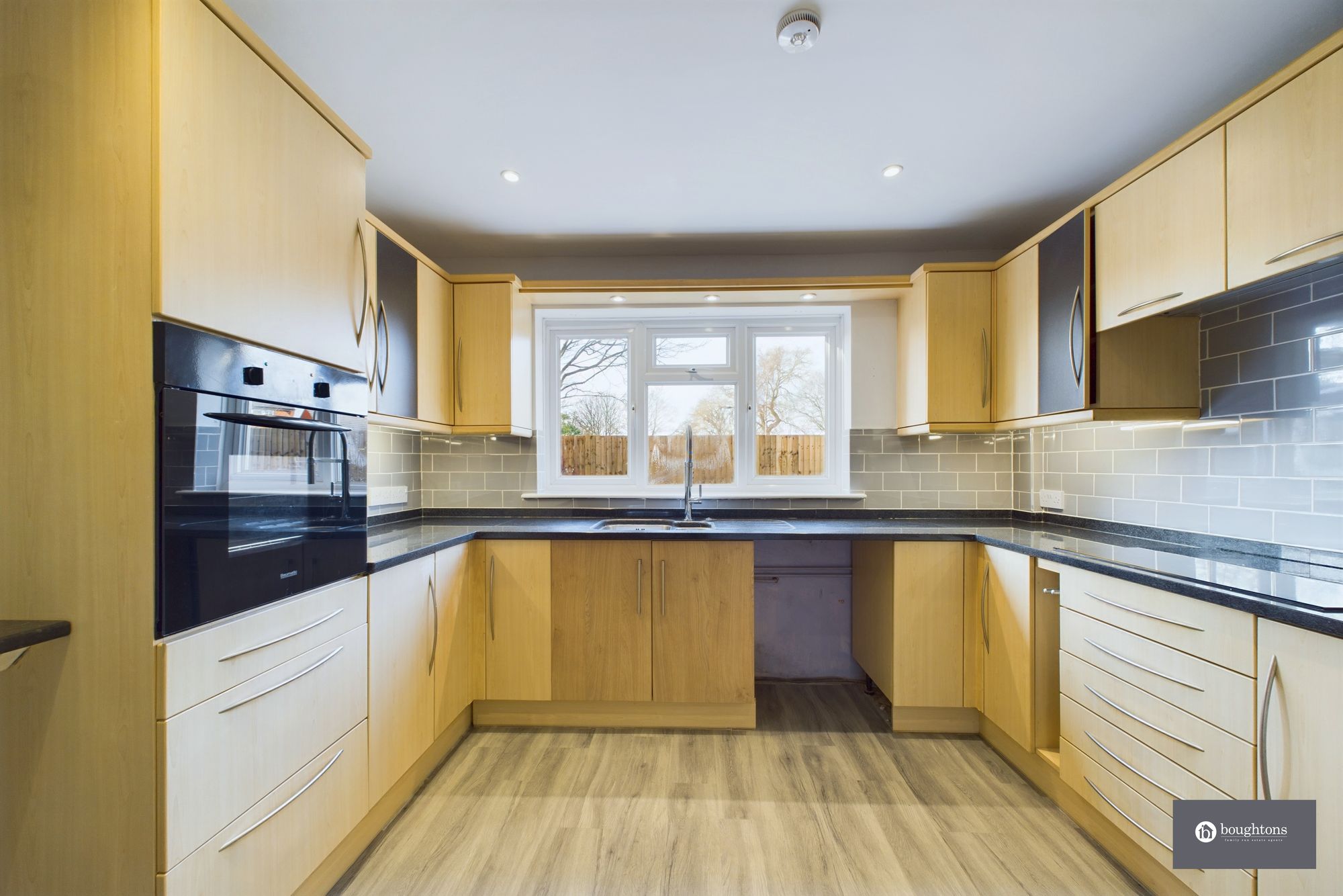 4 bed detached bungalow for sale in Brackley Road, Brackley 2