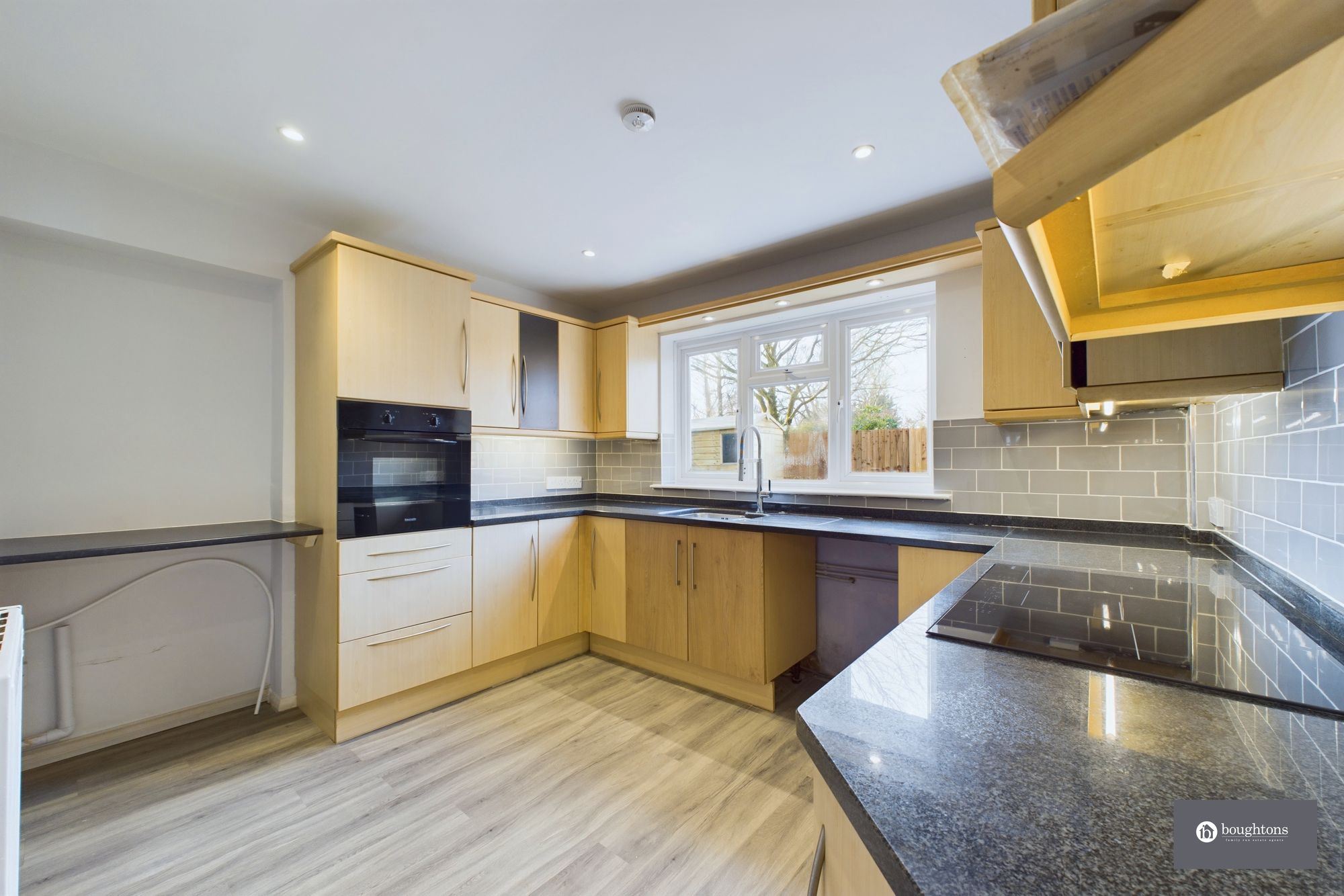 4 bed detached bungalow for sale in Brackley Road, Brackley 5