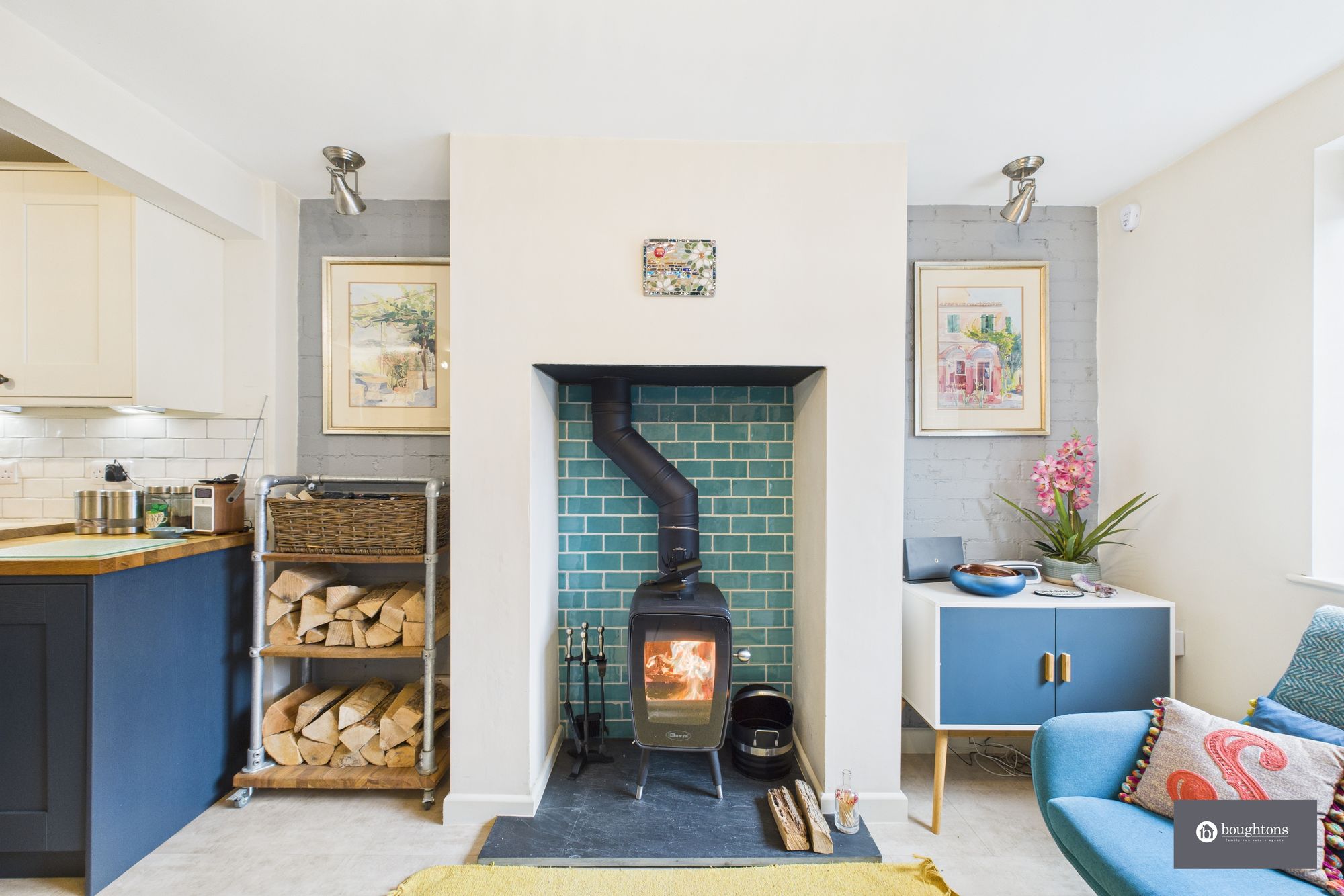 3 bed mid-terraced house for sale in Brickle Lane, Banbury  - Property Image 2