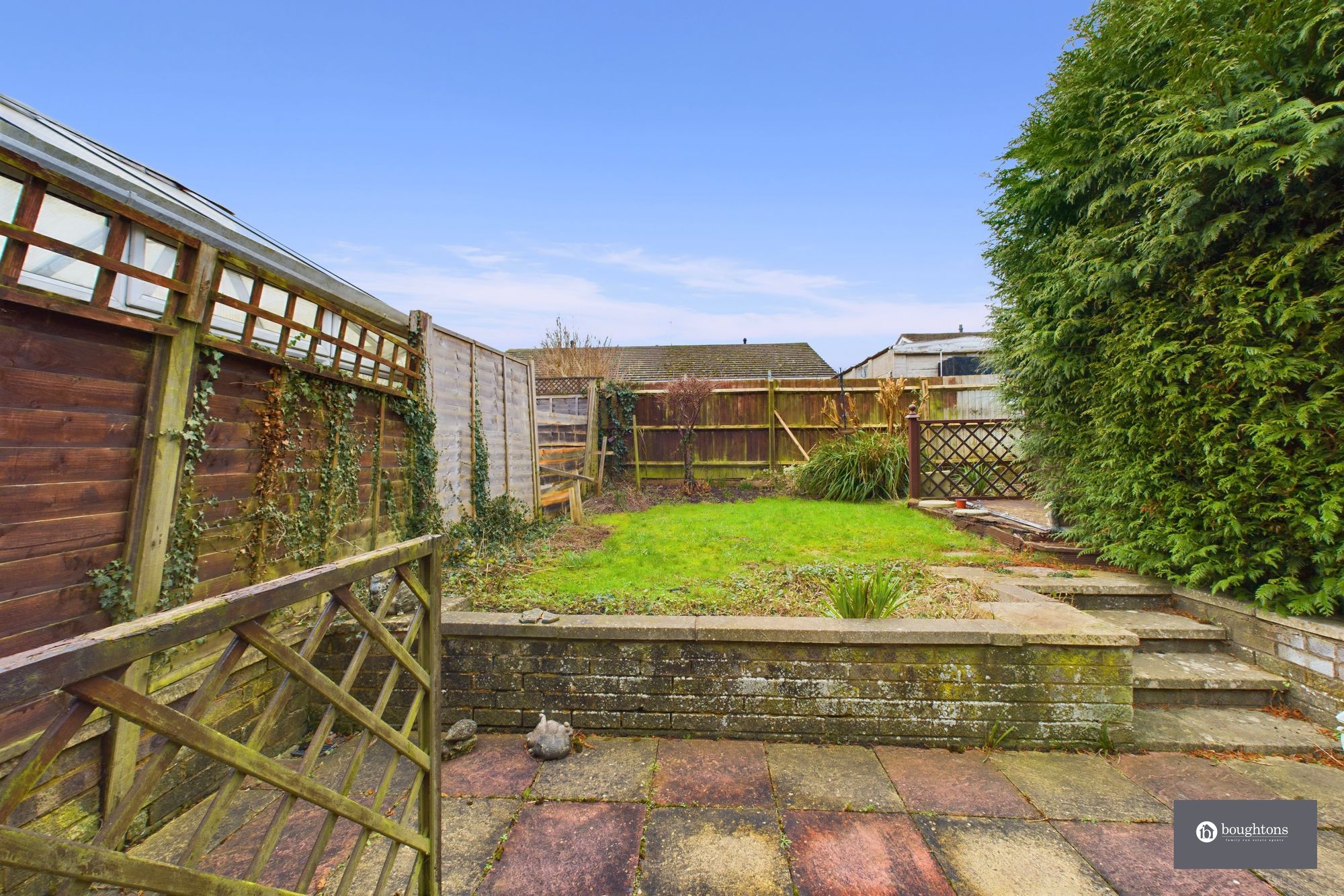 2 bed semi-detached bungalow for sale in Ellesmere Avenue, Brackley  - Property Image 13