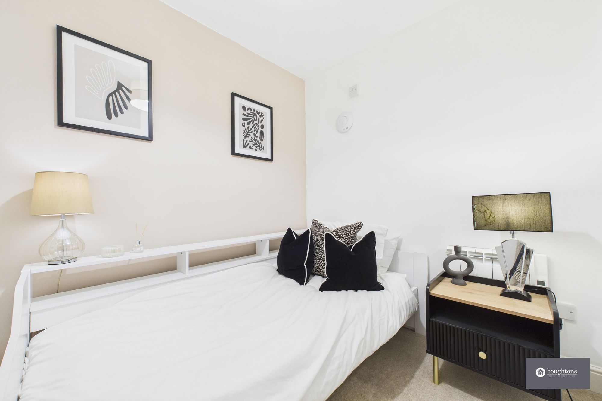 3 bed apartment for sale in High Street, Brackley 10