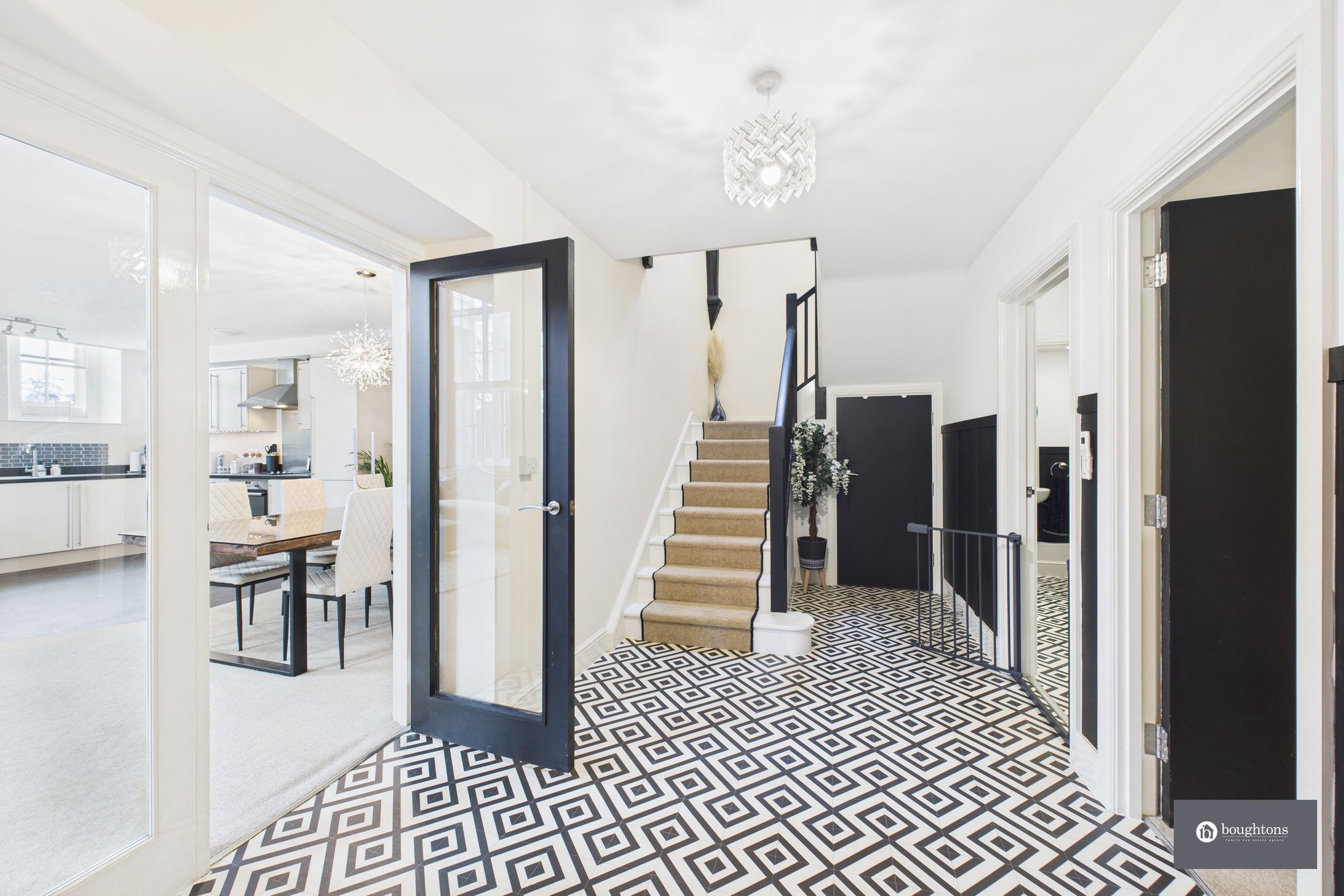 3 bed apartment for sale in High Street, Brackley 3