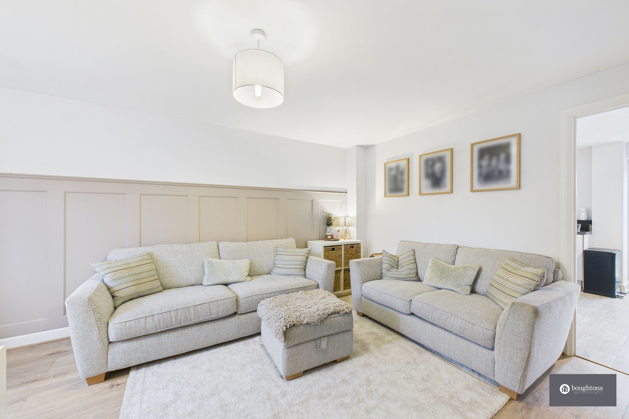 3 bed end of terrace house for sale in Juno Crescent, Brackley, NN13  - Property Image 3