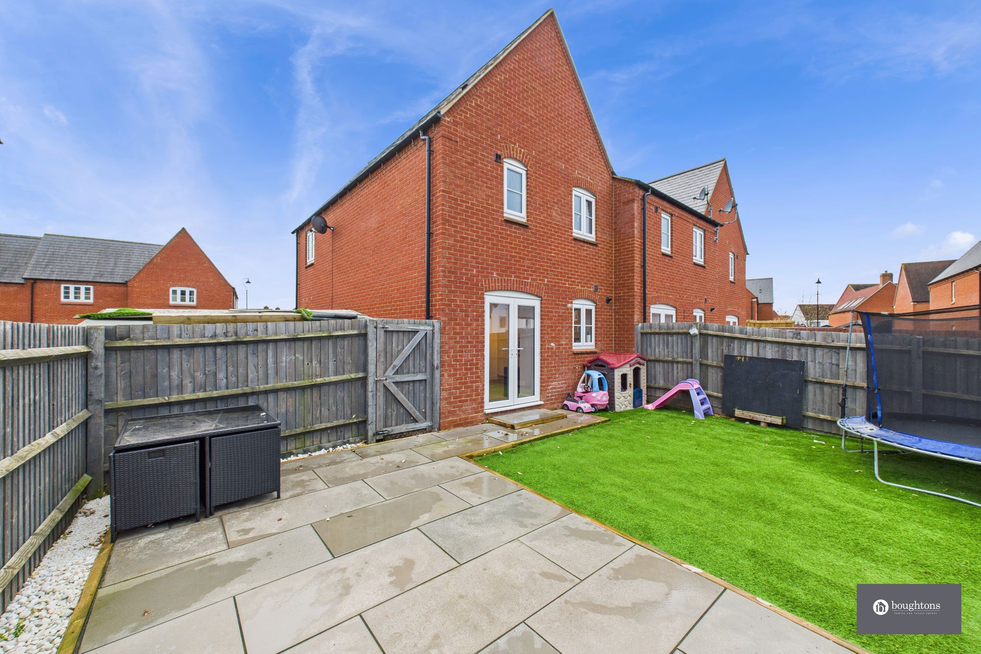 3 bed end of terrace house for sale in Juno Crescent, Brackley, NN13  - Property Image 25