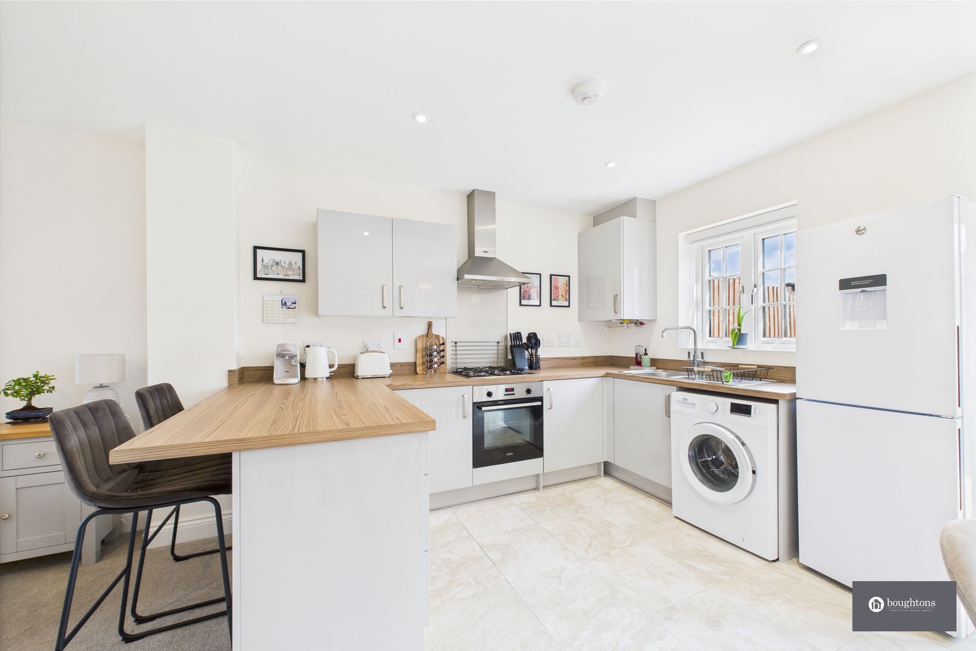 2 bed terraced house for sale in Field View, Brackley  - Property Image 2