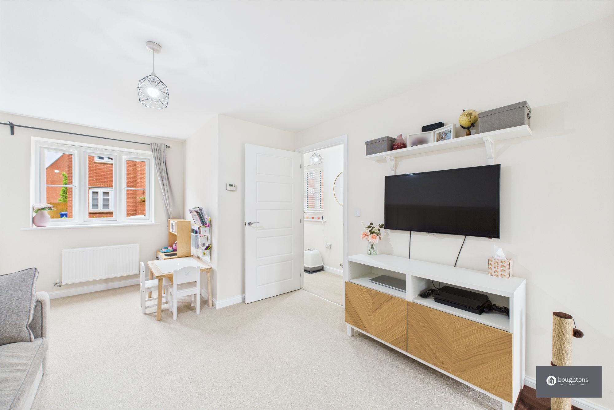 3 bed end of terrace house for sale in Calypso Lane, Brackley  - Property Image 9