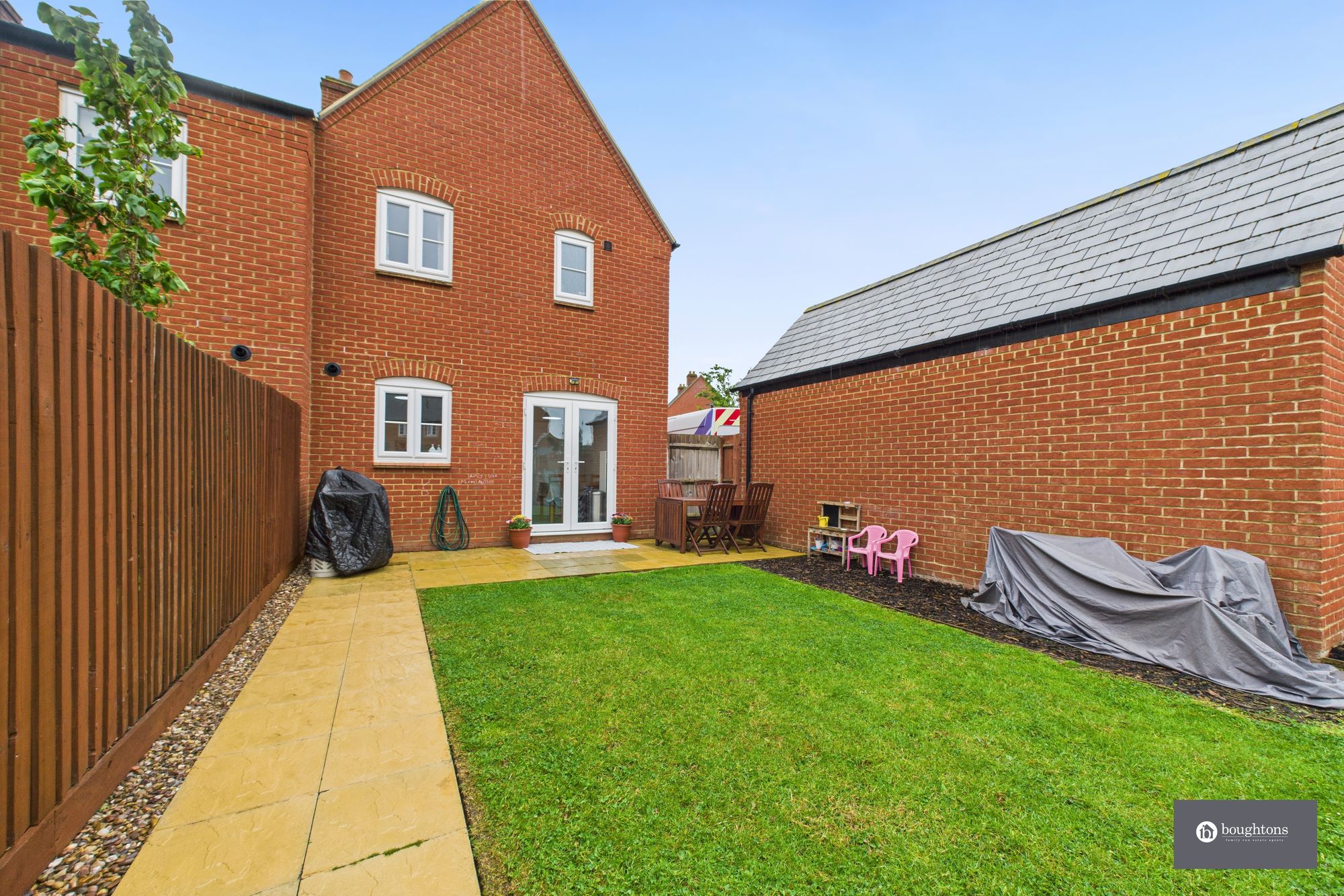 3 bed end of terrace house for sale in Calypso Lane, Brackley  - Property Image 4