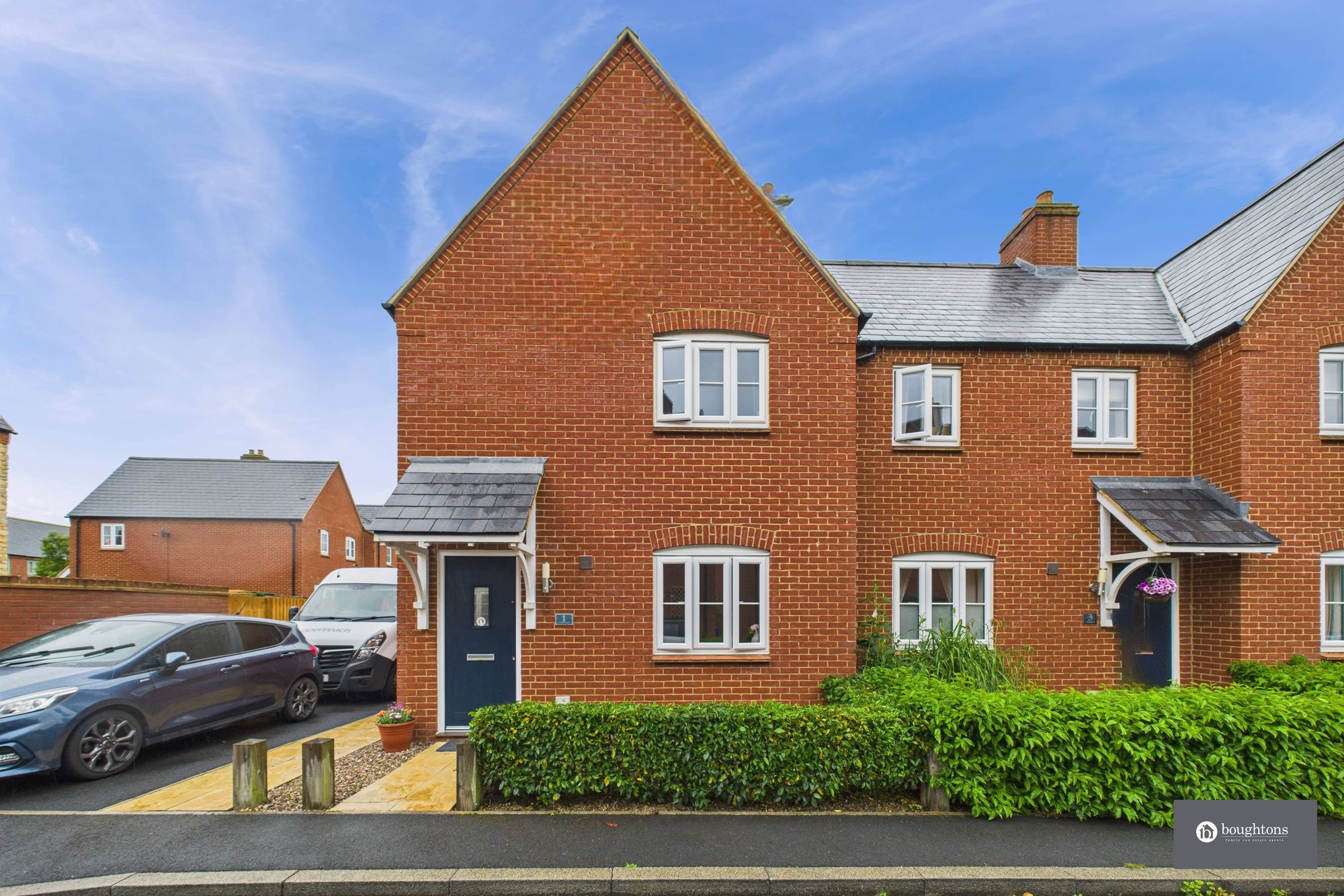 3 bed end of terrace house for sale in Calypso Lane, Brackley, NN13
