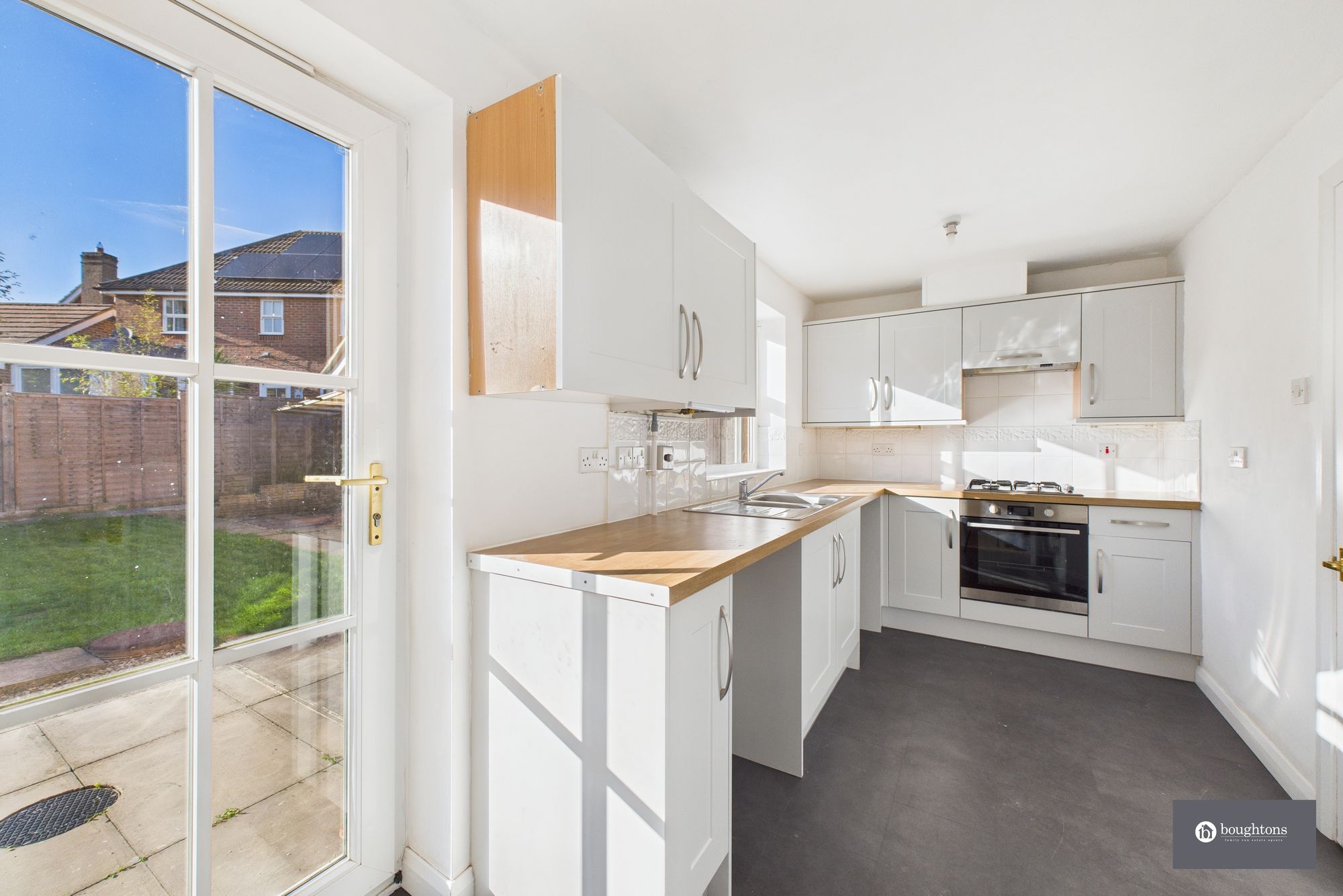 3 bed detached house for sale in Blackbird Close, Brackley 4