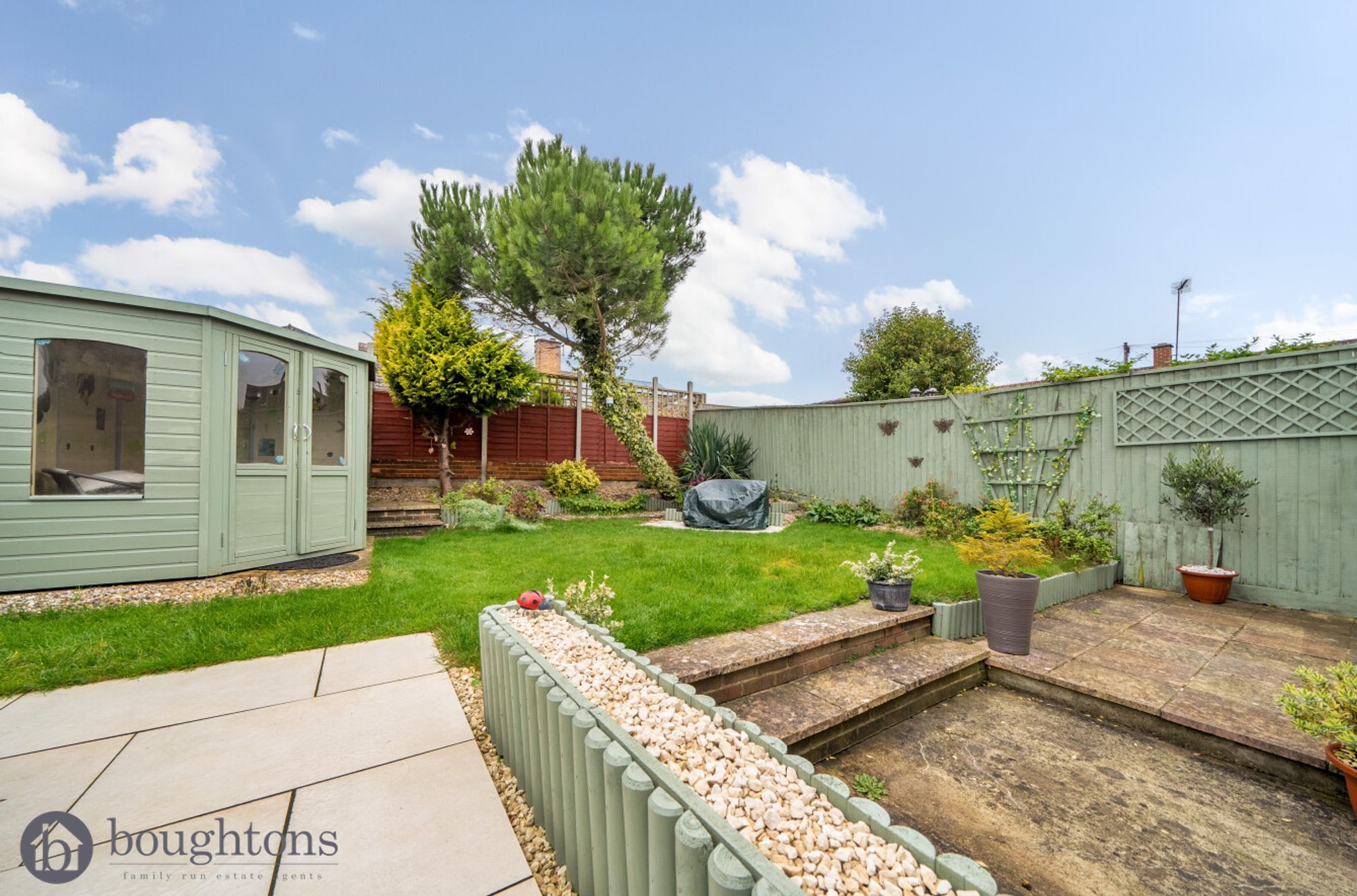 2 bed semi-detached bungalow for sale in Westminster Crescent, Brackley  - Property Image 2