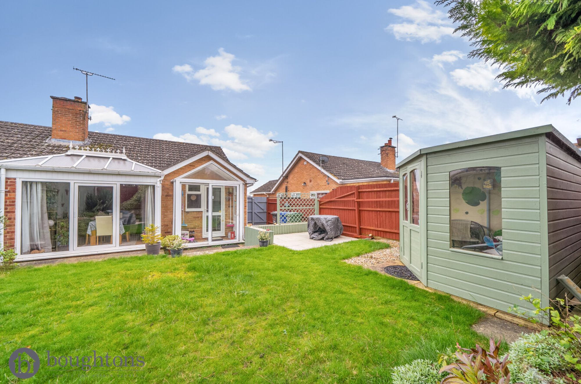 2 bed semi-detached bungalow for sale in Westminster Crescent, Brackley  - Property Image 15