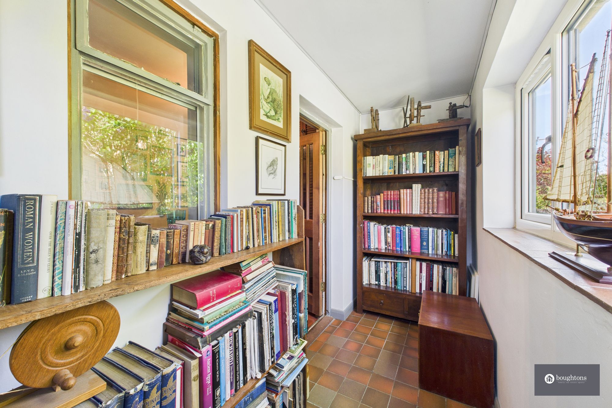 3 bed semi-detached house for sale in Helmdon Road, Towcester  - Property Image 5