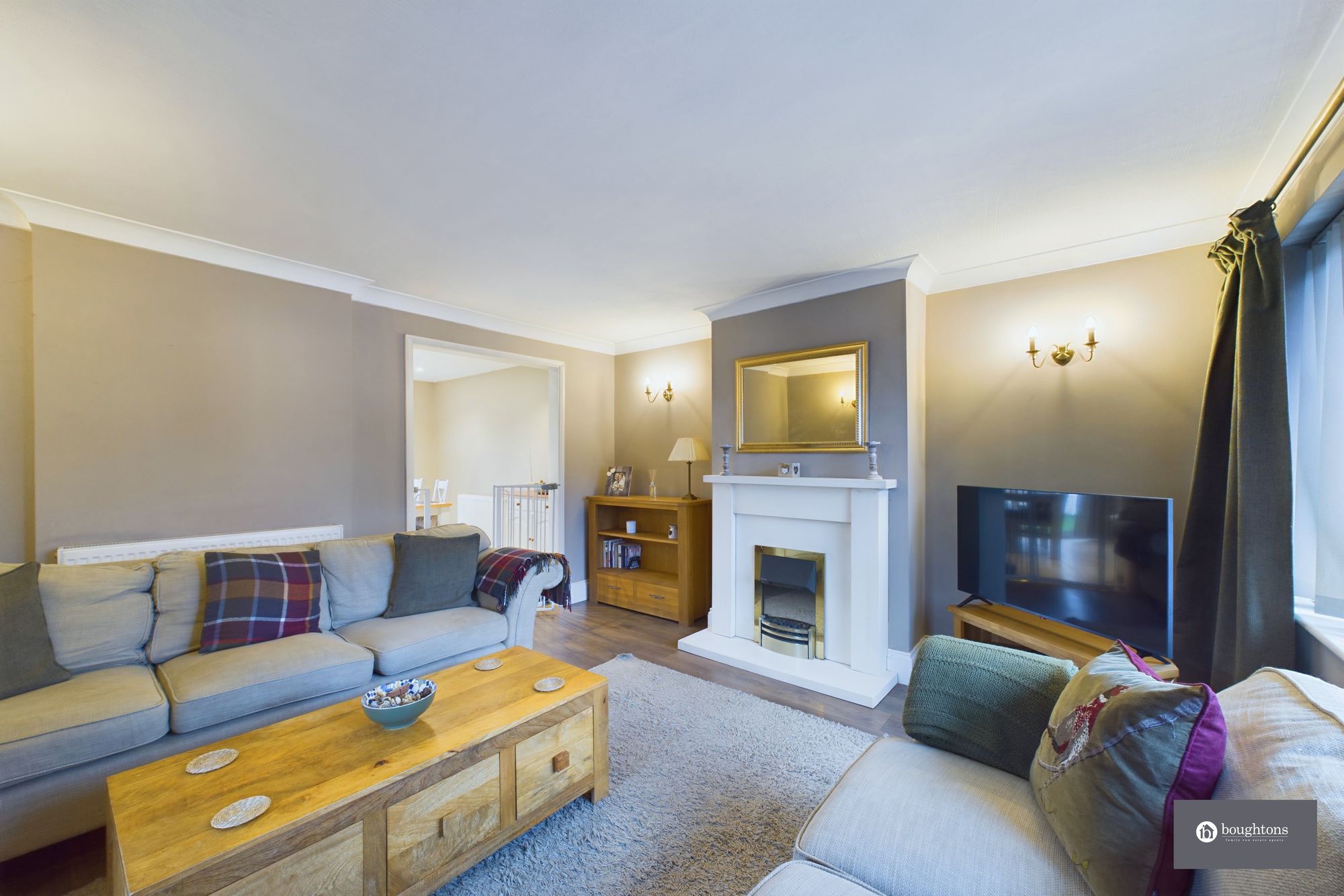 3 bed semi-detached house for sale in Nether Close, Brackley 1