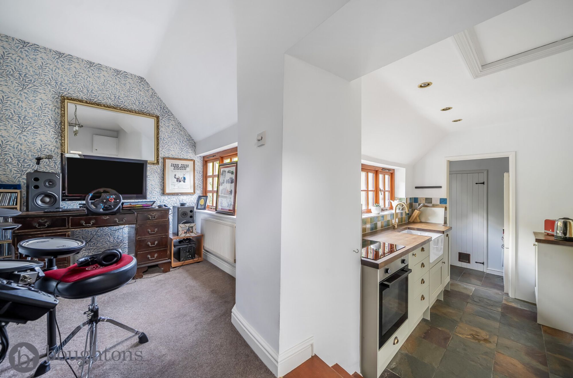 3 bed semi-detached cottage for sale in Church Road, Banbury  - Property Image 6