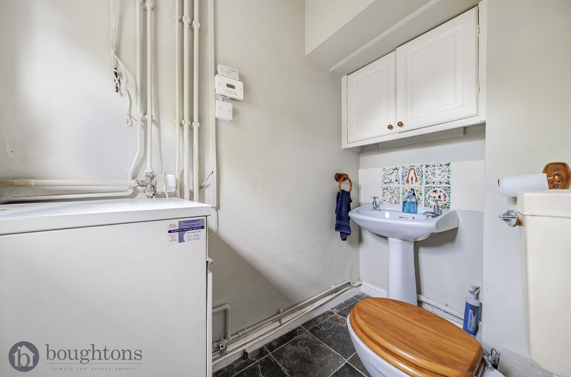 3 bed for sale in Church Road, Banbury  - Property Image 11