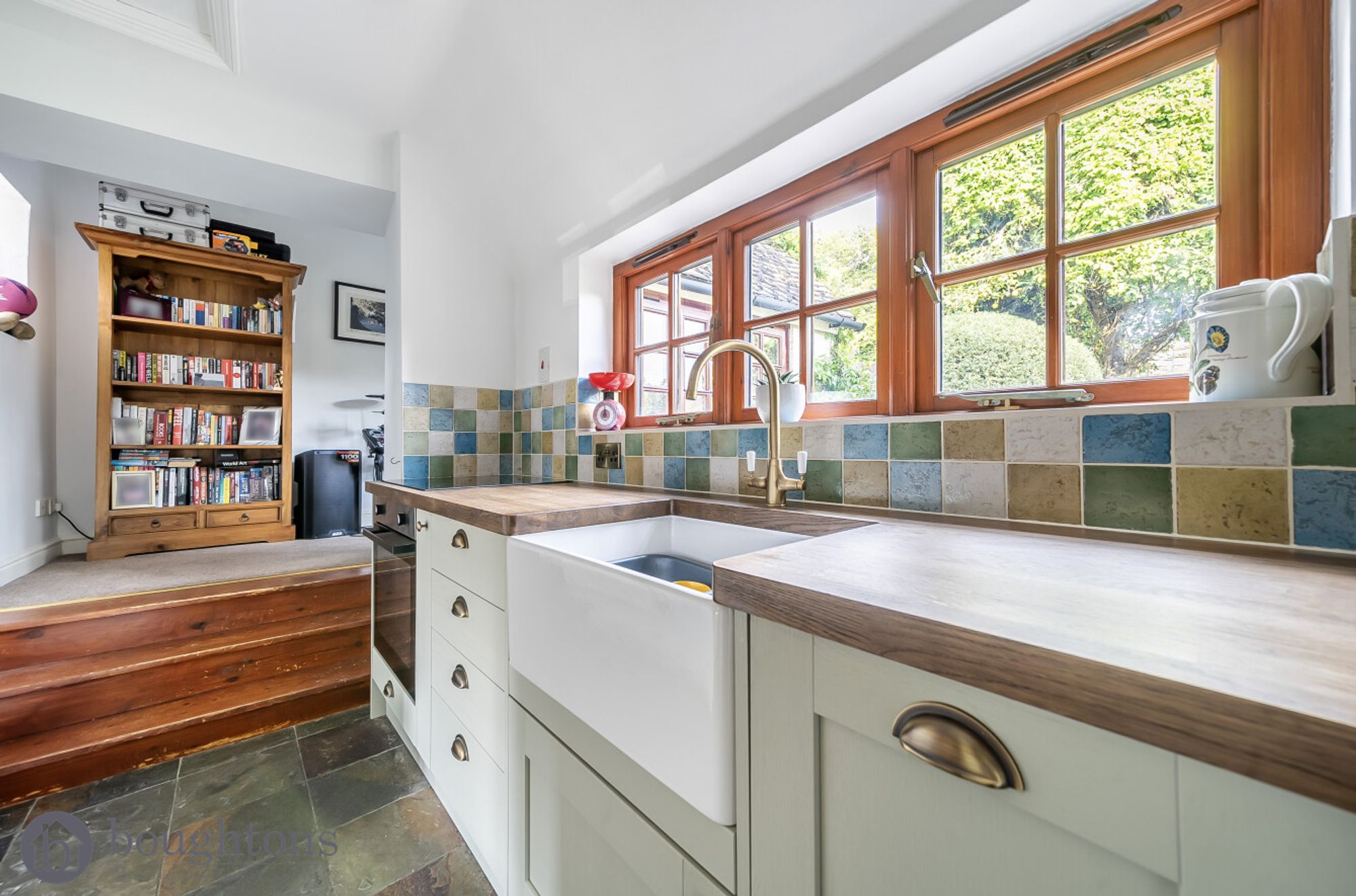 3 bed semi-detached cottage for sale in Church Road, Banbury  - Property Image 8