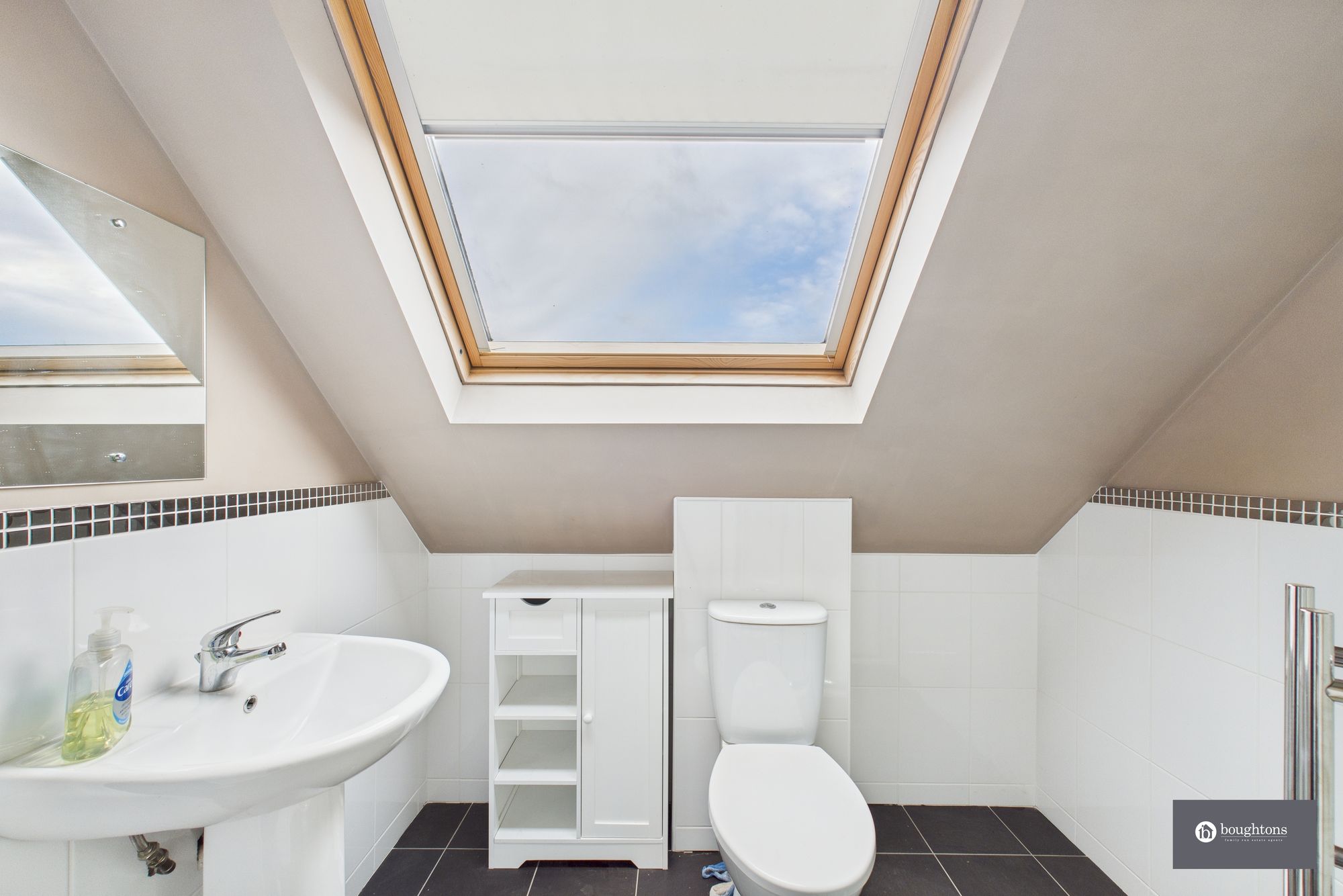 6 bed detached house for sale in Aris Way, Buckingham, MK18  - Property Image 30