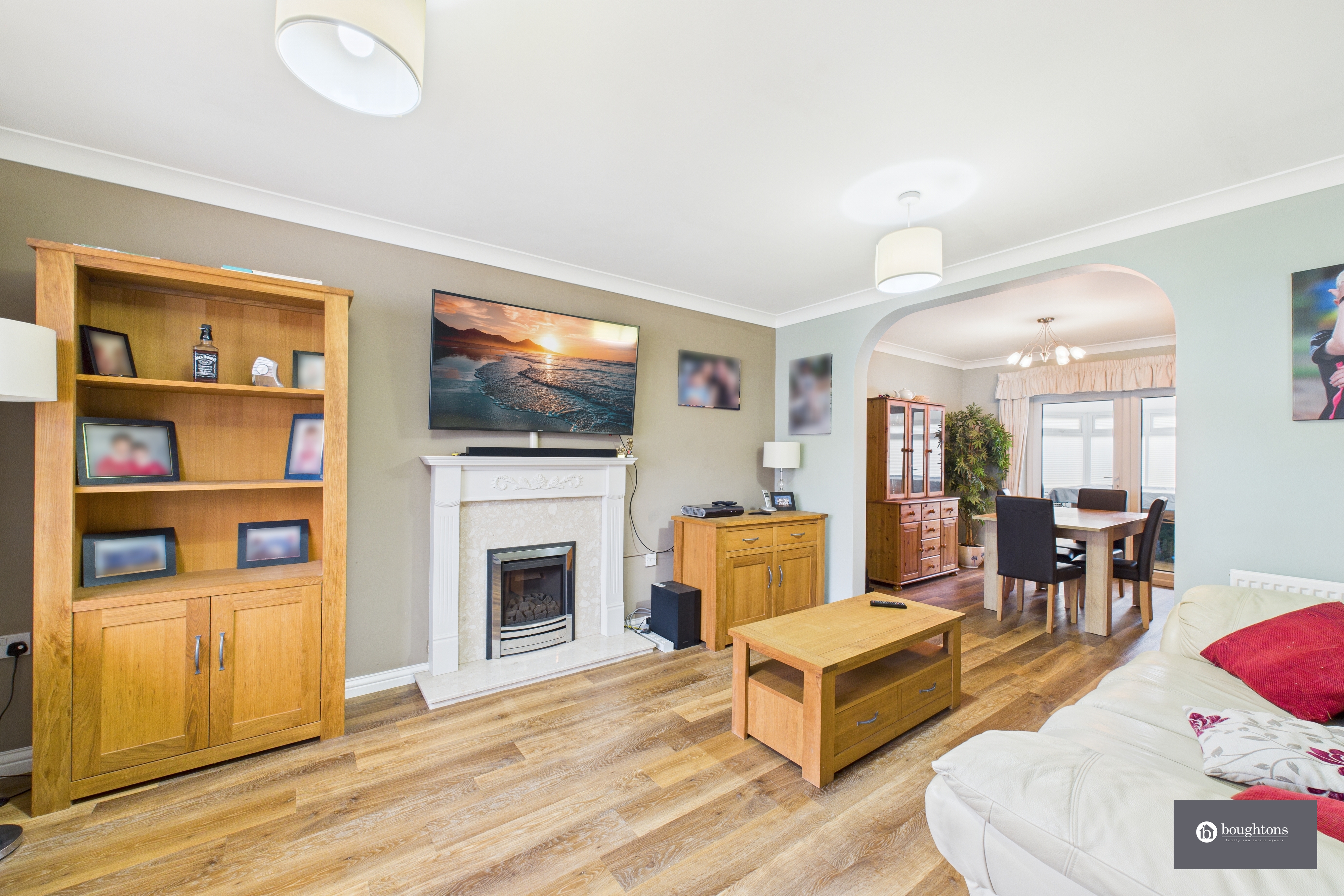 6 bed detached house for sale in Aris Way, Buckingham, MK18  - Property Image 5