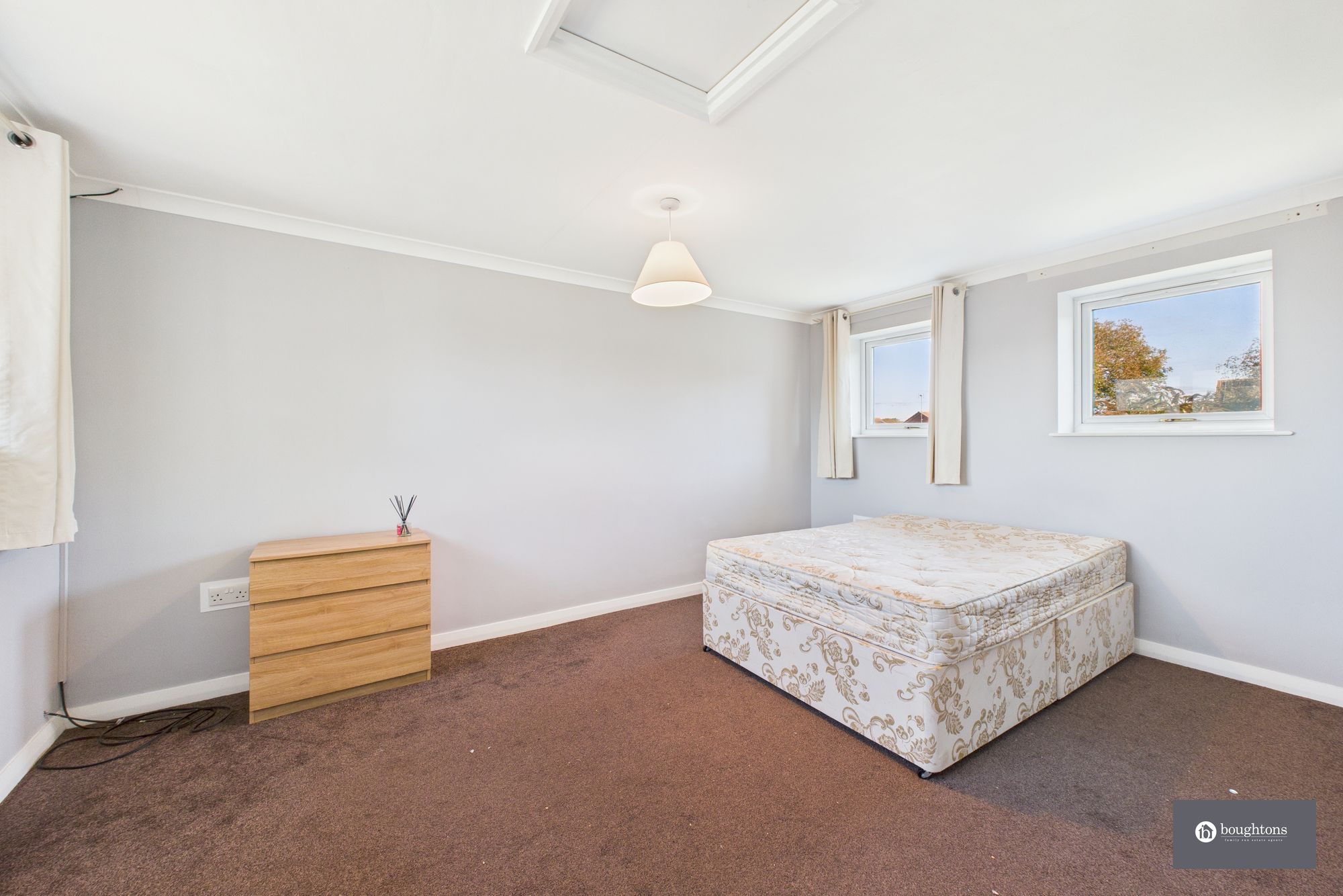 4 bed semi-detached house for sale in Bannerman Drive, Brackley  - Property Image 12