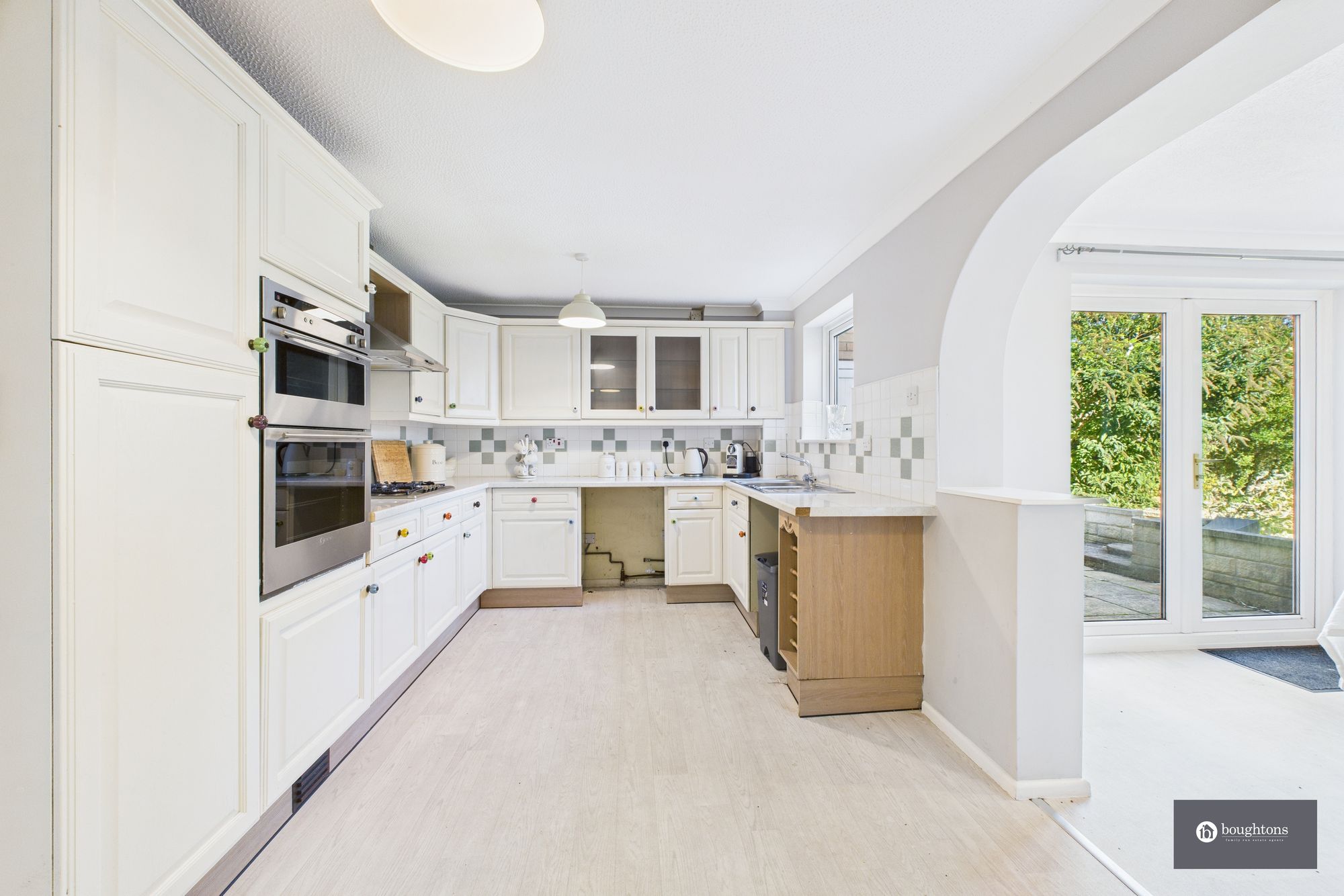 4 bed semi-detached house for sale in Bannerman Drive, Brackley  - Property Image 3