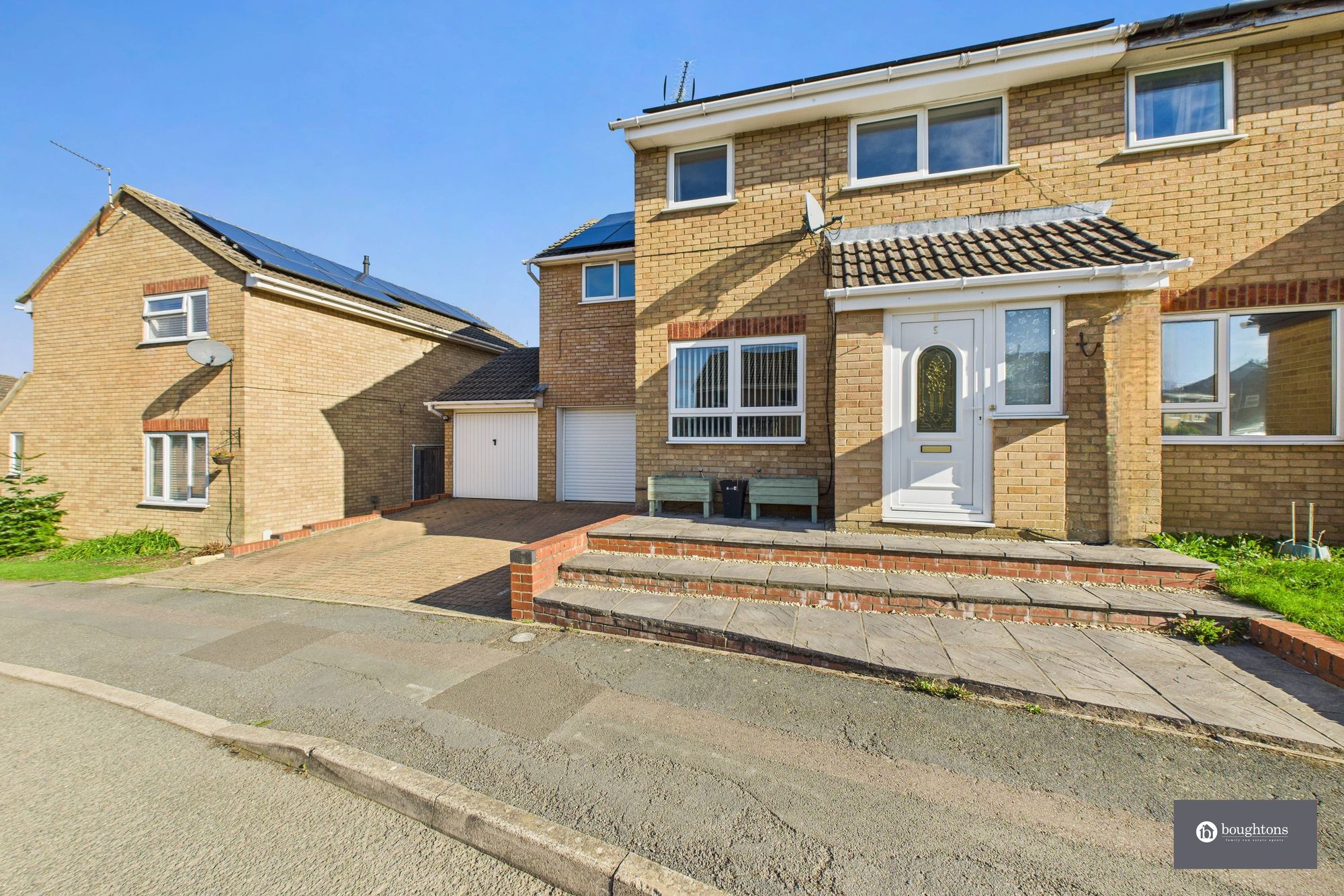 4 bed semi-detached house for sale in Bannerman Drive, Brackley  - Property Image 26