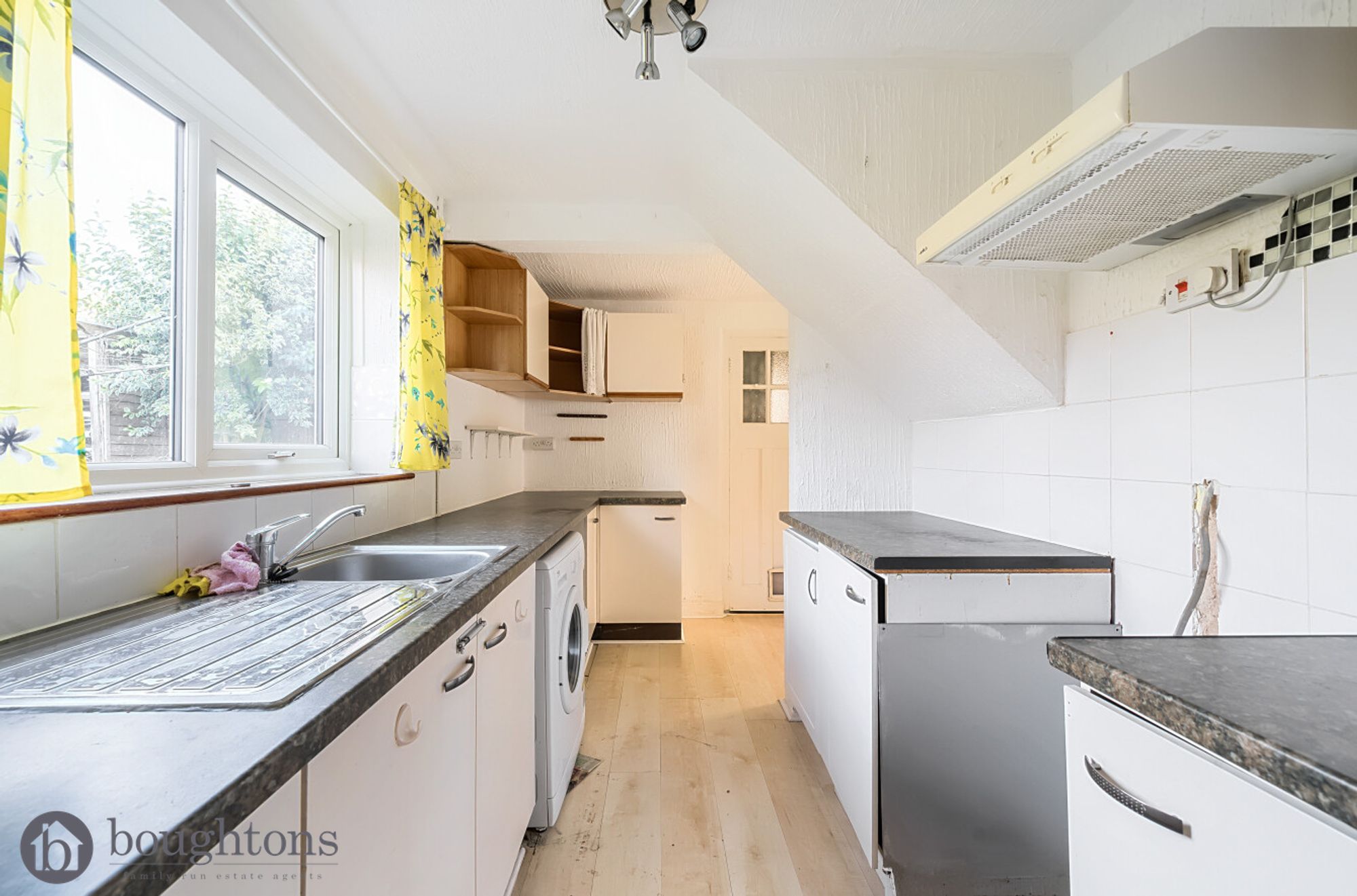 3 bed house for sale in Beaumont Crescent, Brackley  - Property Image 8