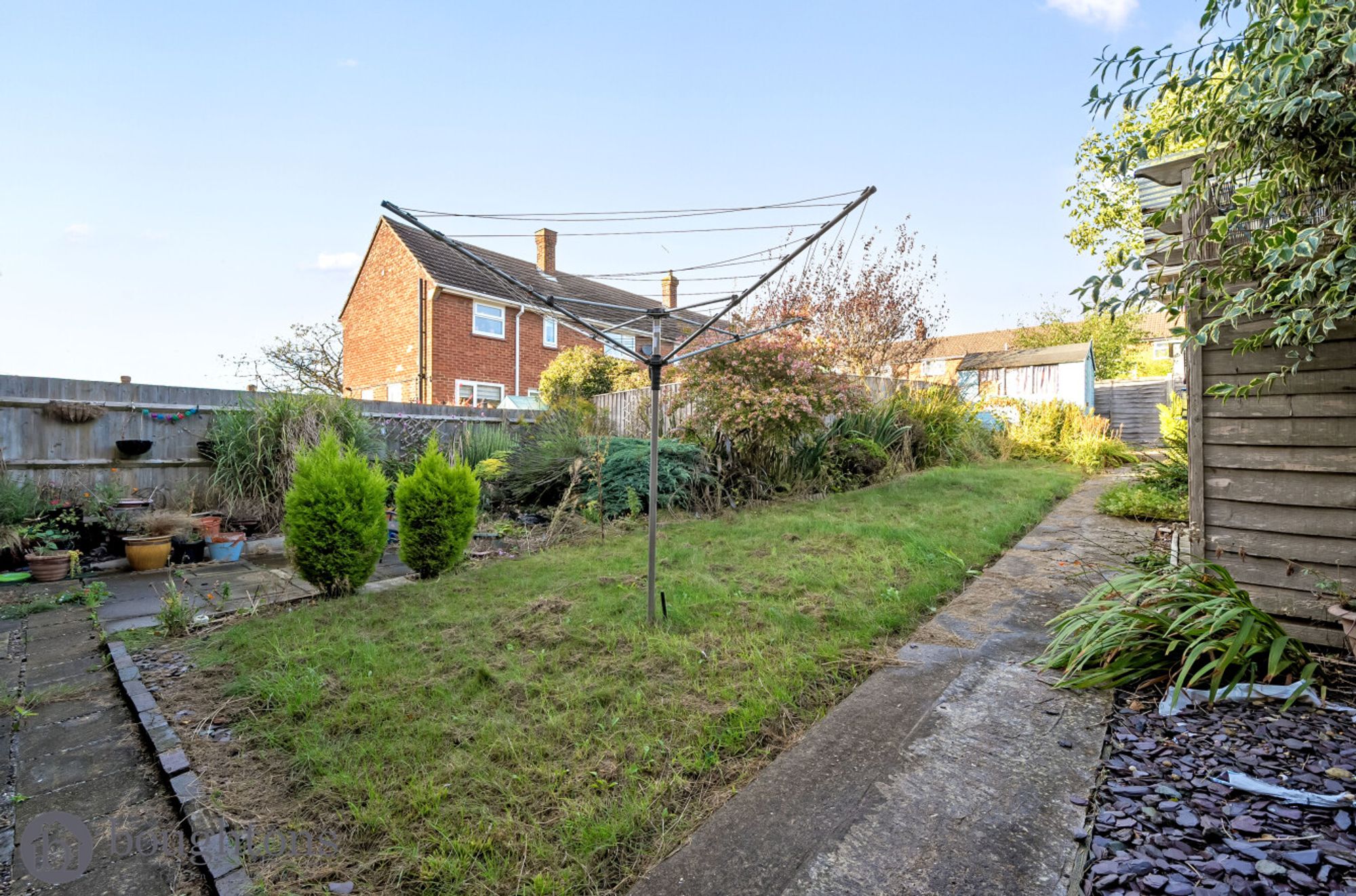 3 bed end of terrace house for sale in Beaumont Crescent, Brackley  - Property Image 2