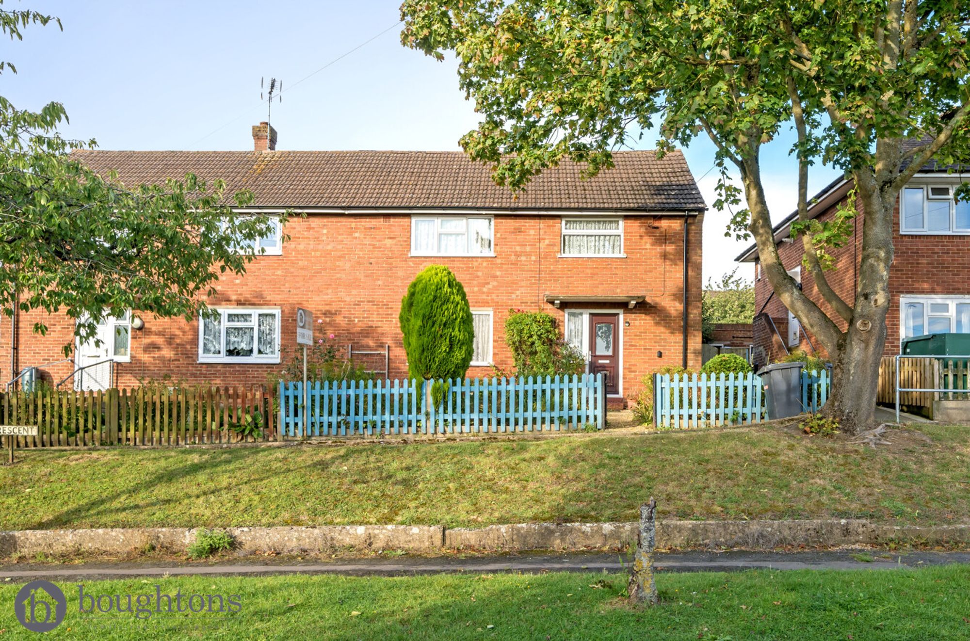 3 bed end of terrace house for sale in Beaumont Crescent, Brackley  - Property Image 1