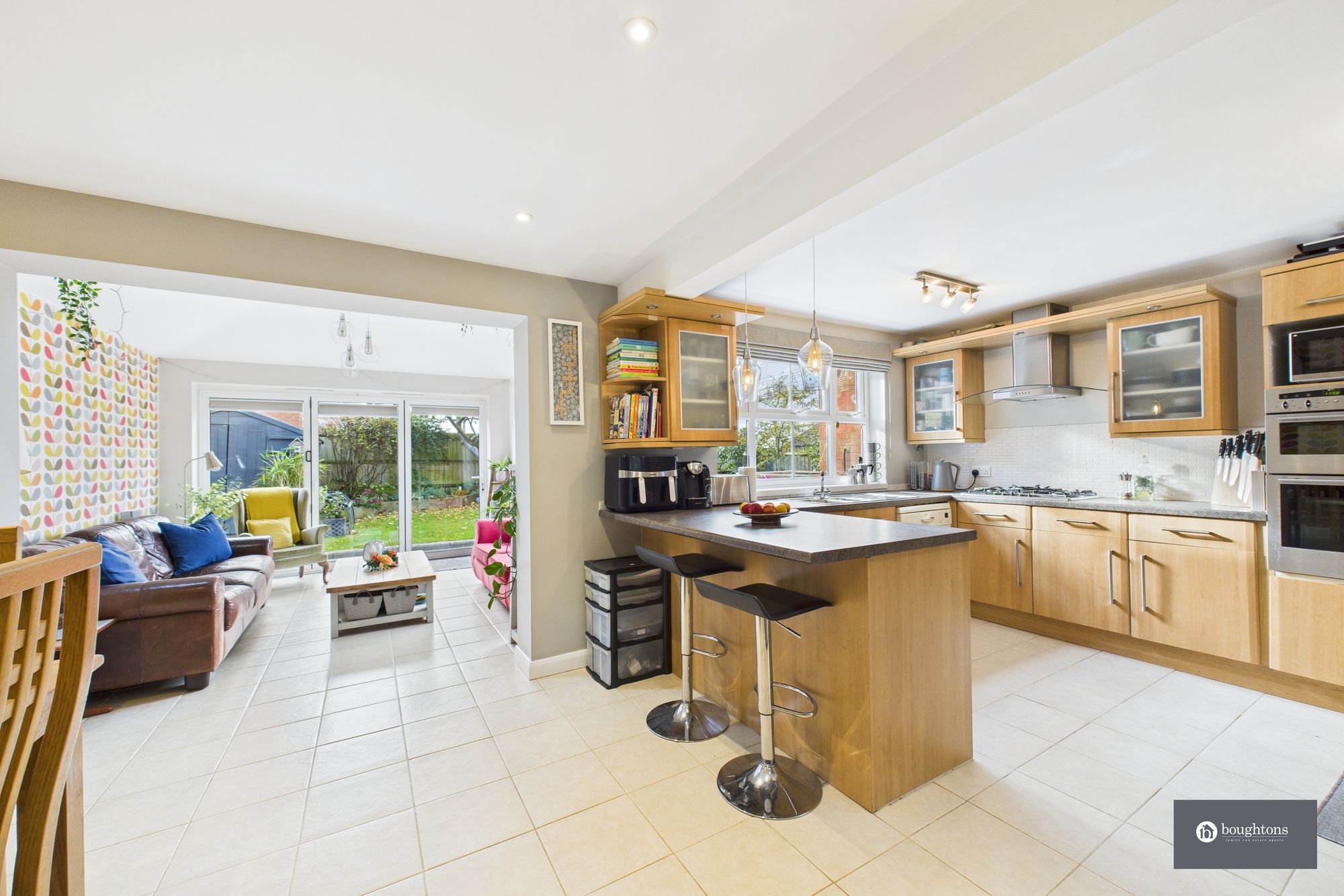 5 bed detached house for sale in Stuart Road, Brackley 10