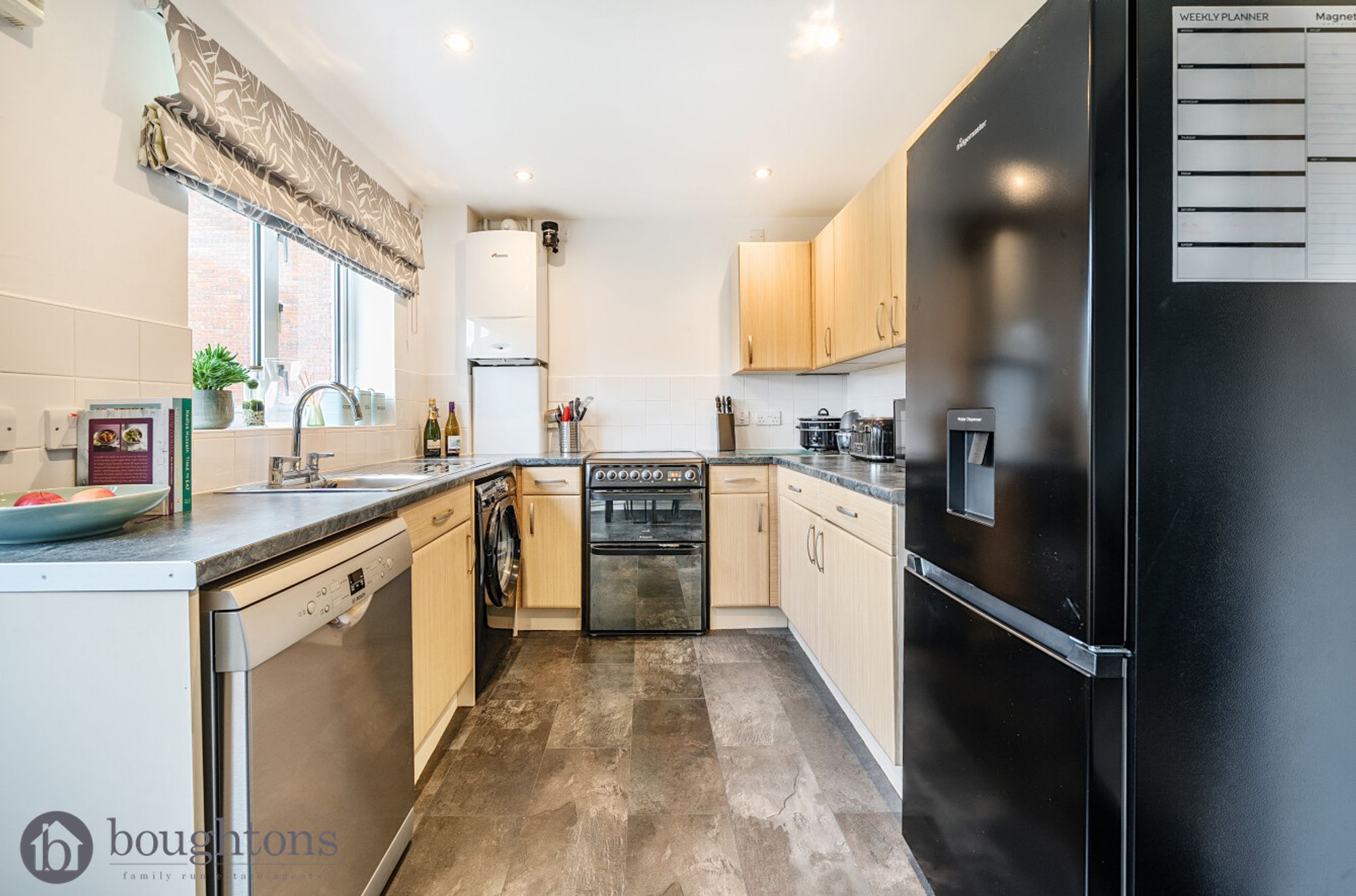 2 bed semi-detached house for sale in Stuart Road, Brackley  - Property Image 3