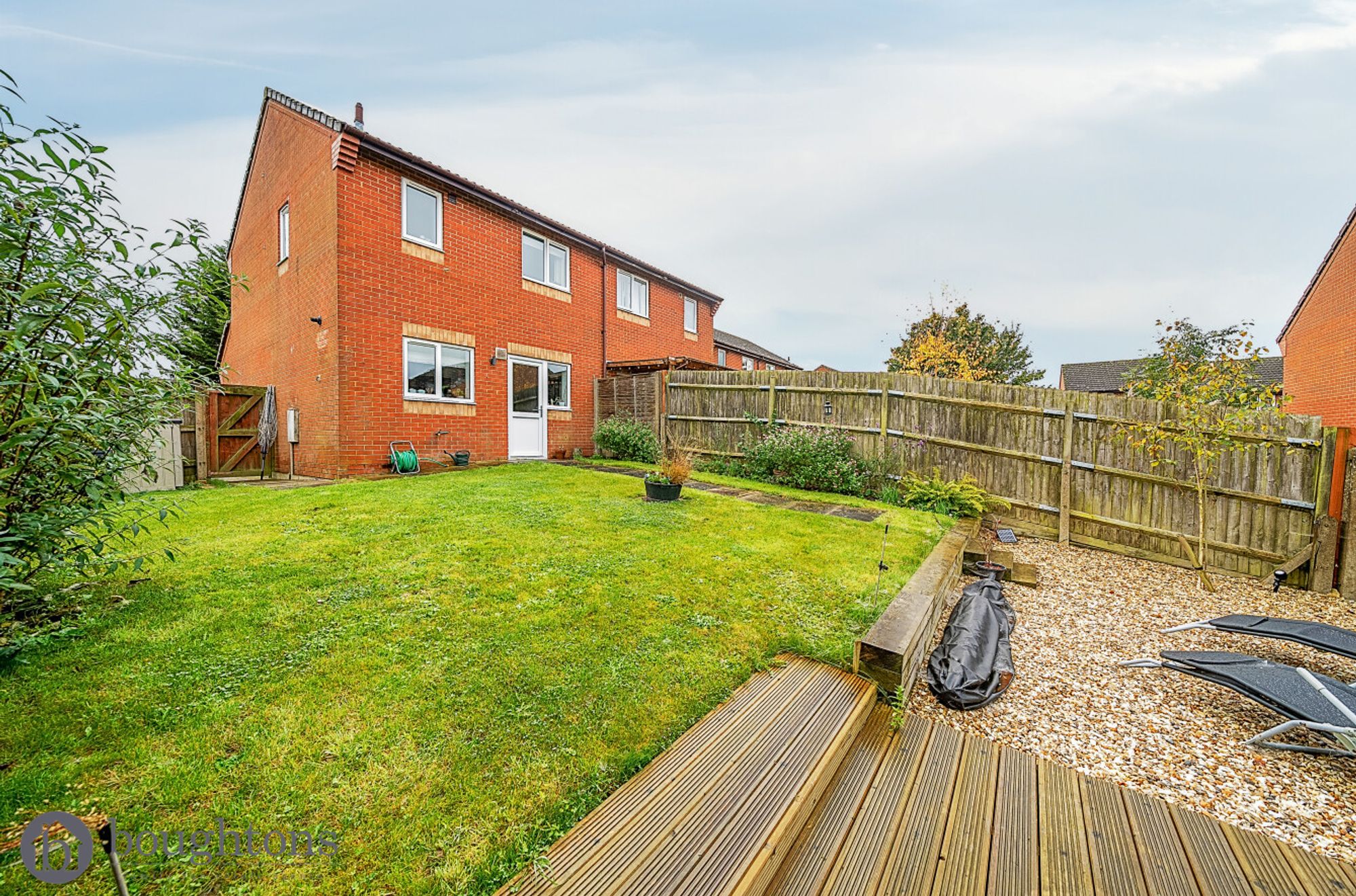 2 bed semi-detached house for sale in Stuart Road, Brackley 16