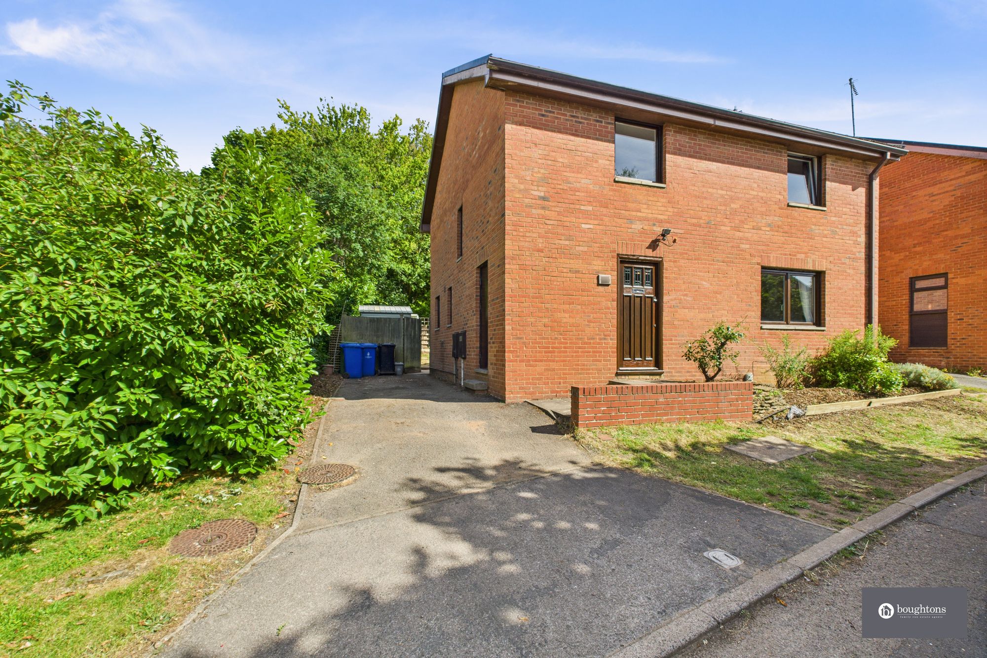 3 bed detached house for sale in Tudor Way, Brackley, NN13