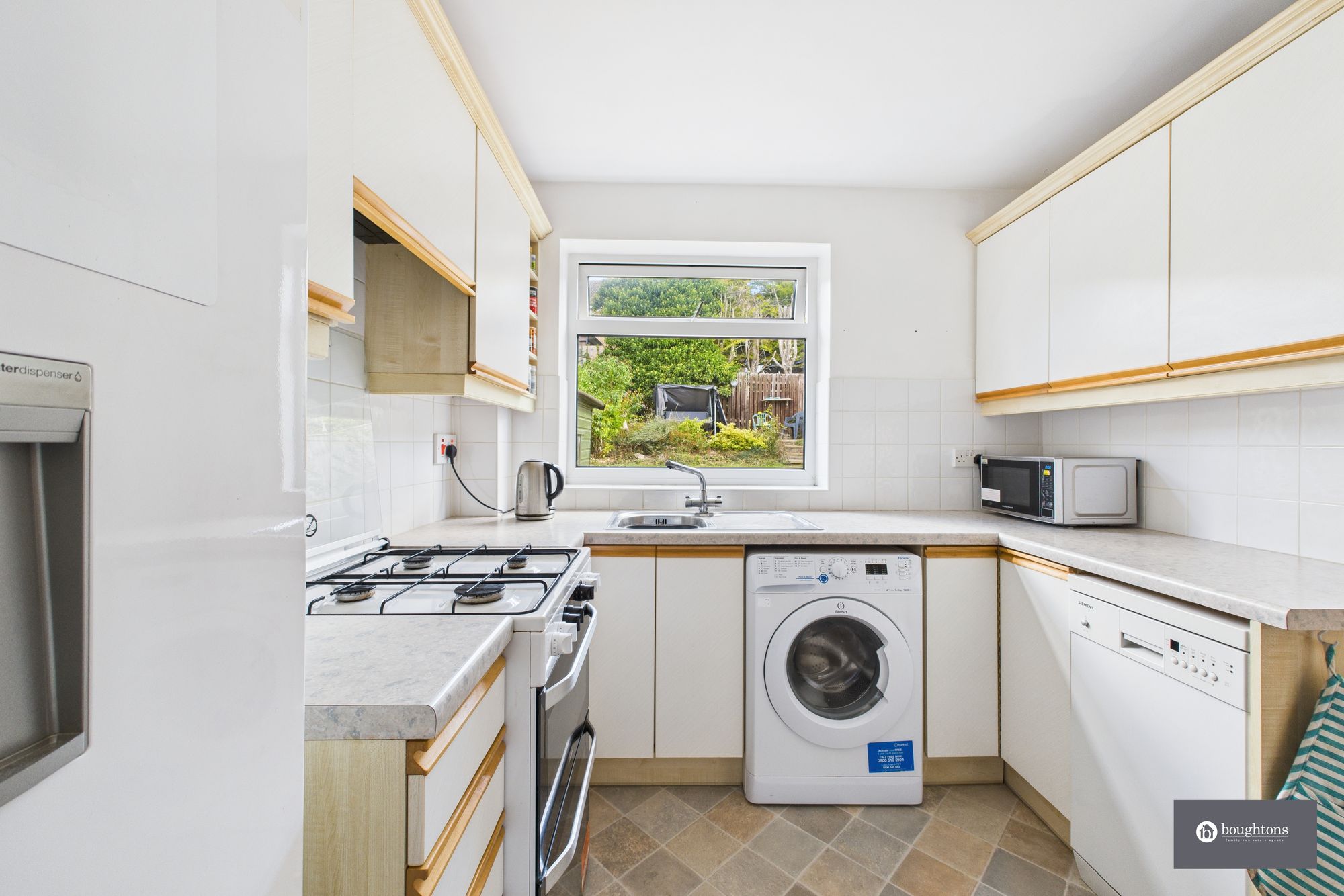 3 bed semi-detached house for sale in Champion Court, Brackley 7