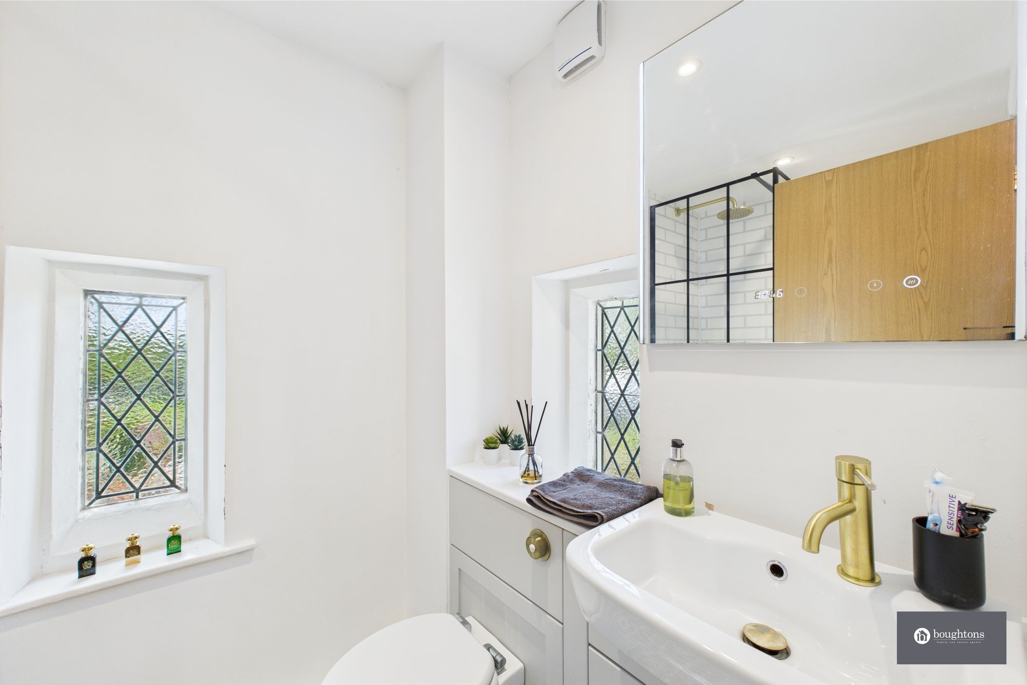 1 bed flat for sale in High Street, Brackley 8