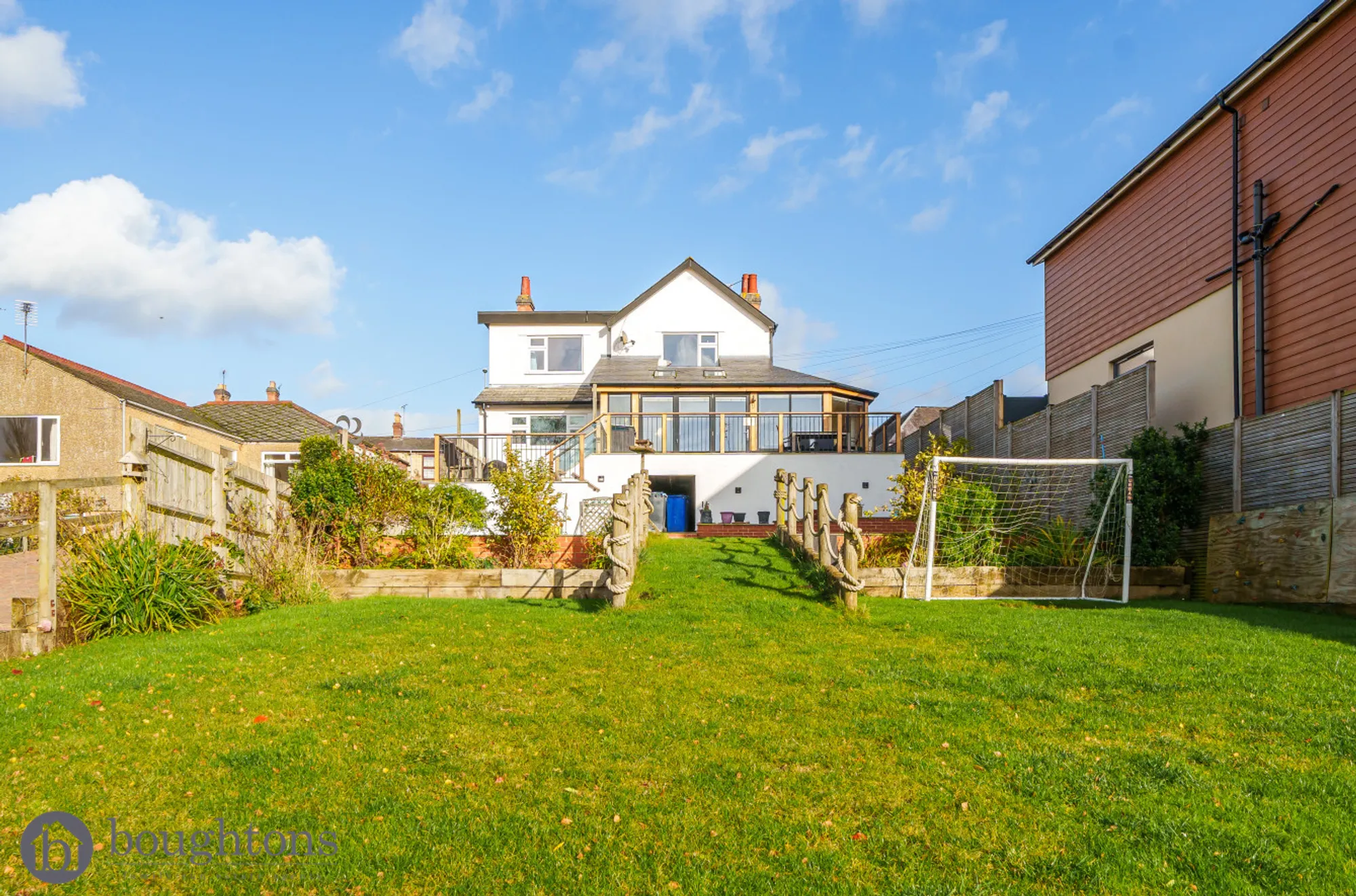 4 bed detached house for sale in Banbury Road, Brackley - Property Image 1