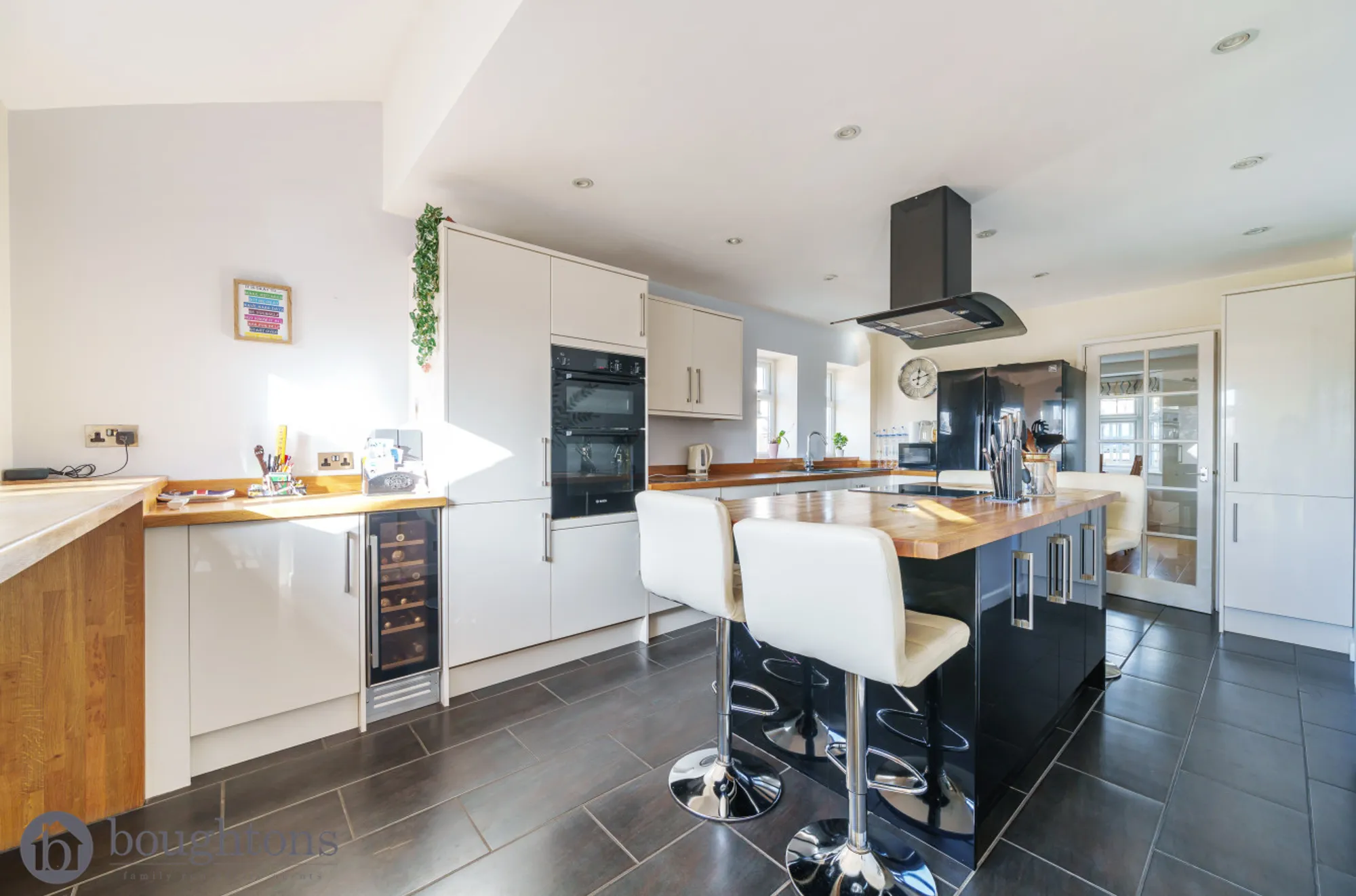 4 bed detached house for sale in Banbury Road, Brackley  - Property Image 4